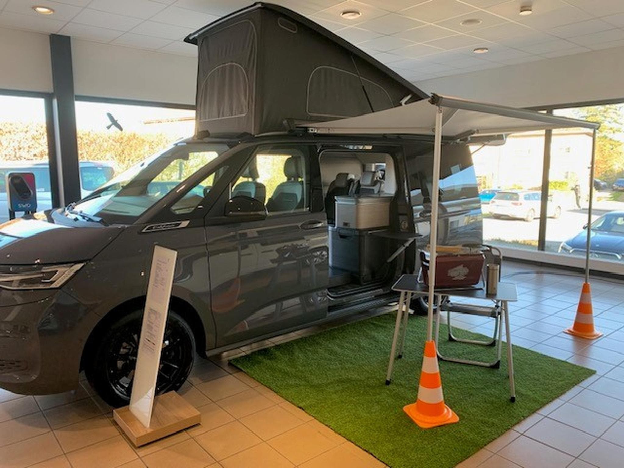 VW California OCEAN LP4 2.0TDI 150CV DSG7 (2026) - Photo 2