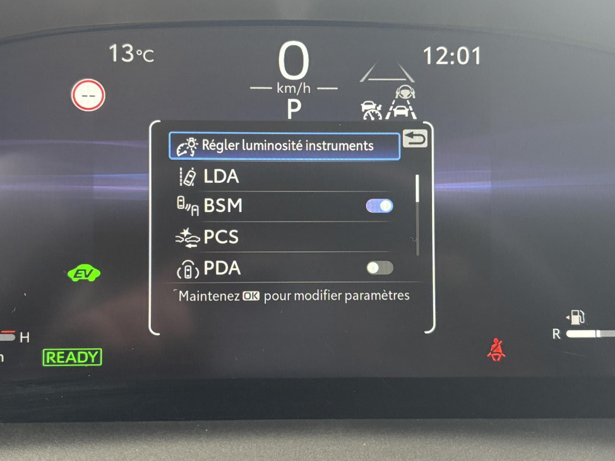 Toyota Corolla 1.8 HEV 140 DYNAMIC * GARANTIE CONSTRUCTEUR * (2024) - Foto 8