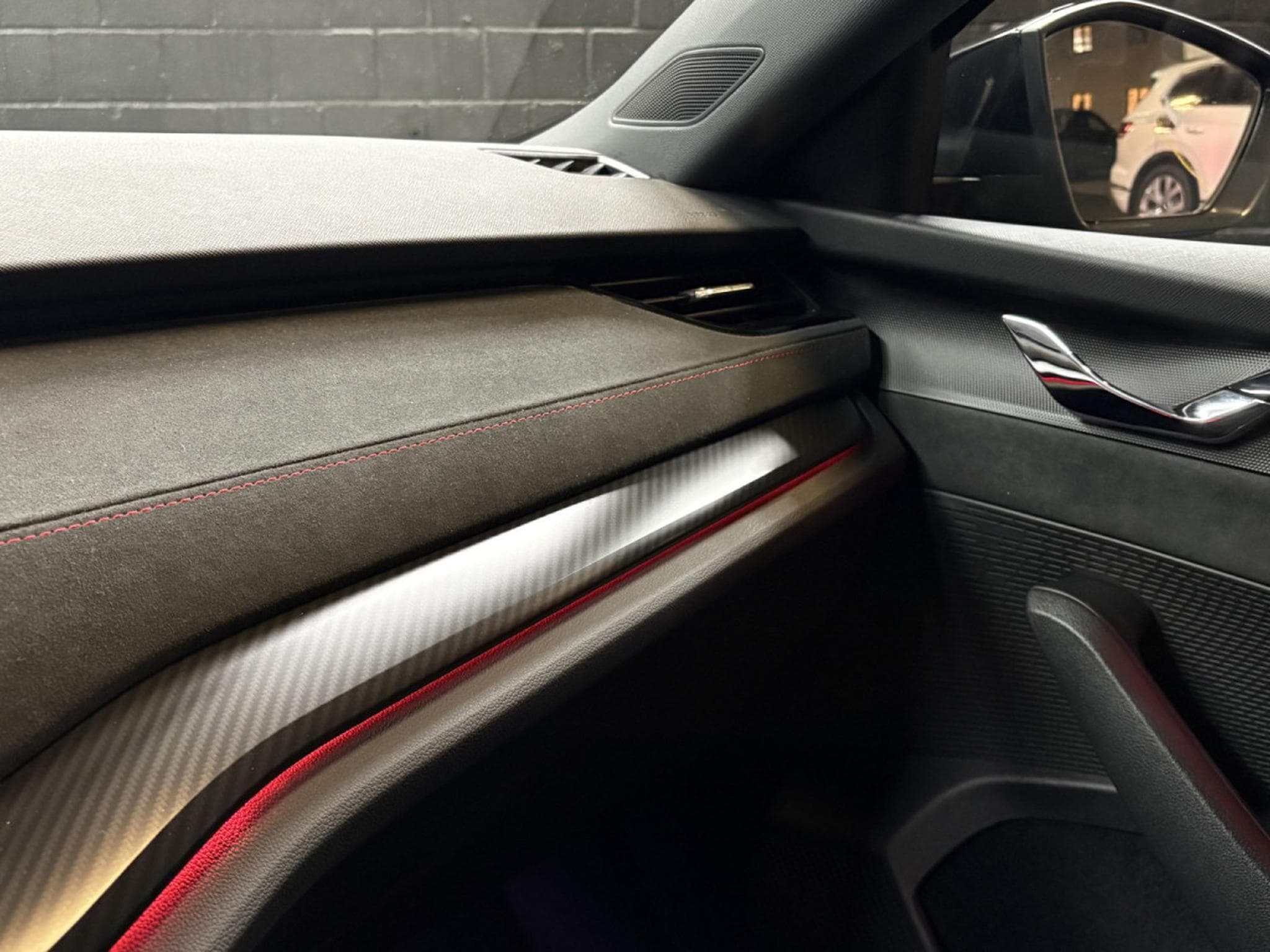 Skoda Octavia RS iV Combi PHEV 245 CV *MATRIX* *Sièges Chauff* (2022) - Foto 17