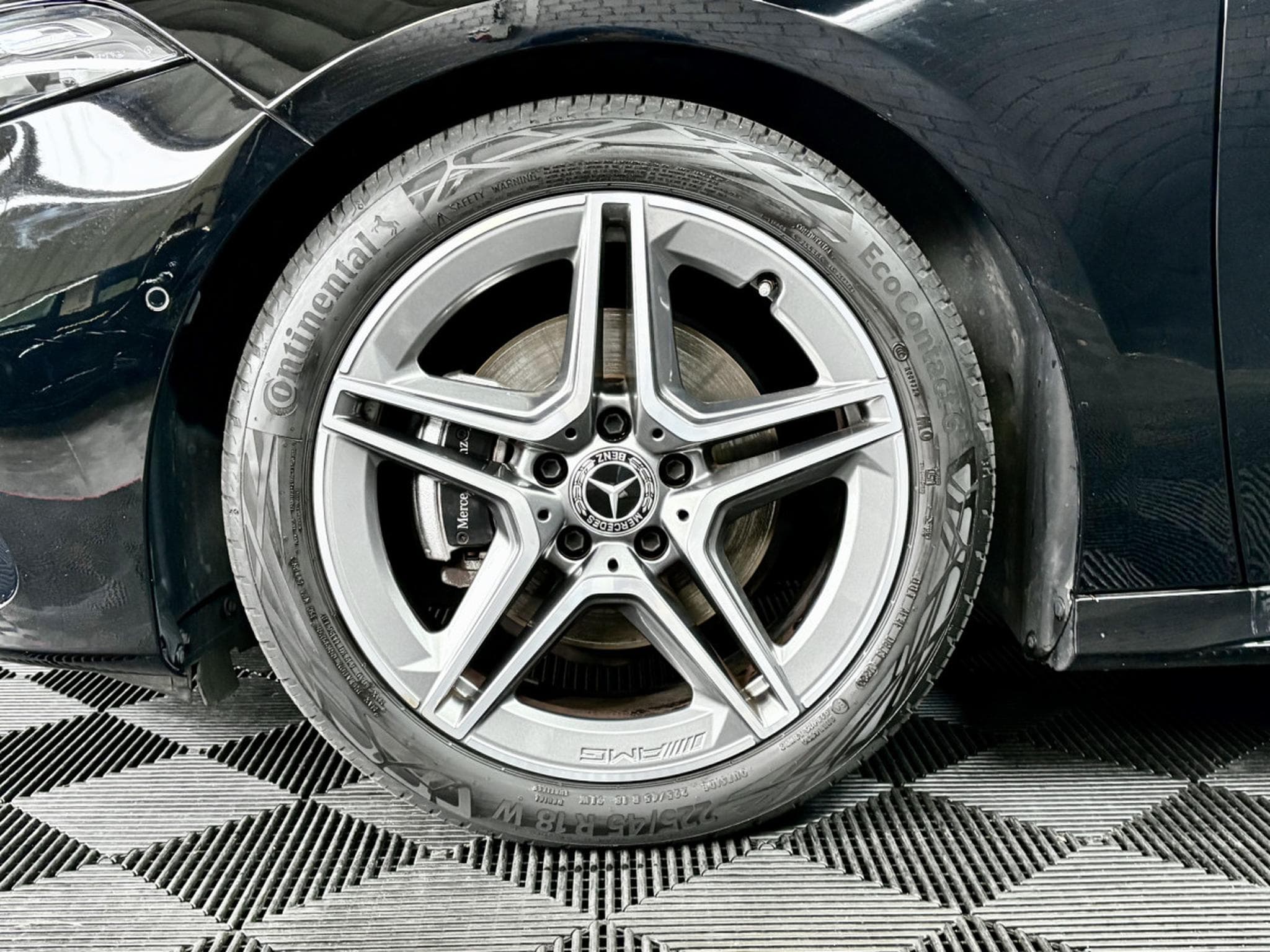 Mercedes A 200 AMG EDITION 163 CV * ATTELAGE * CAMÉRA * (2024) - Foto 25