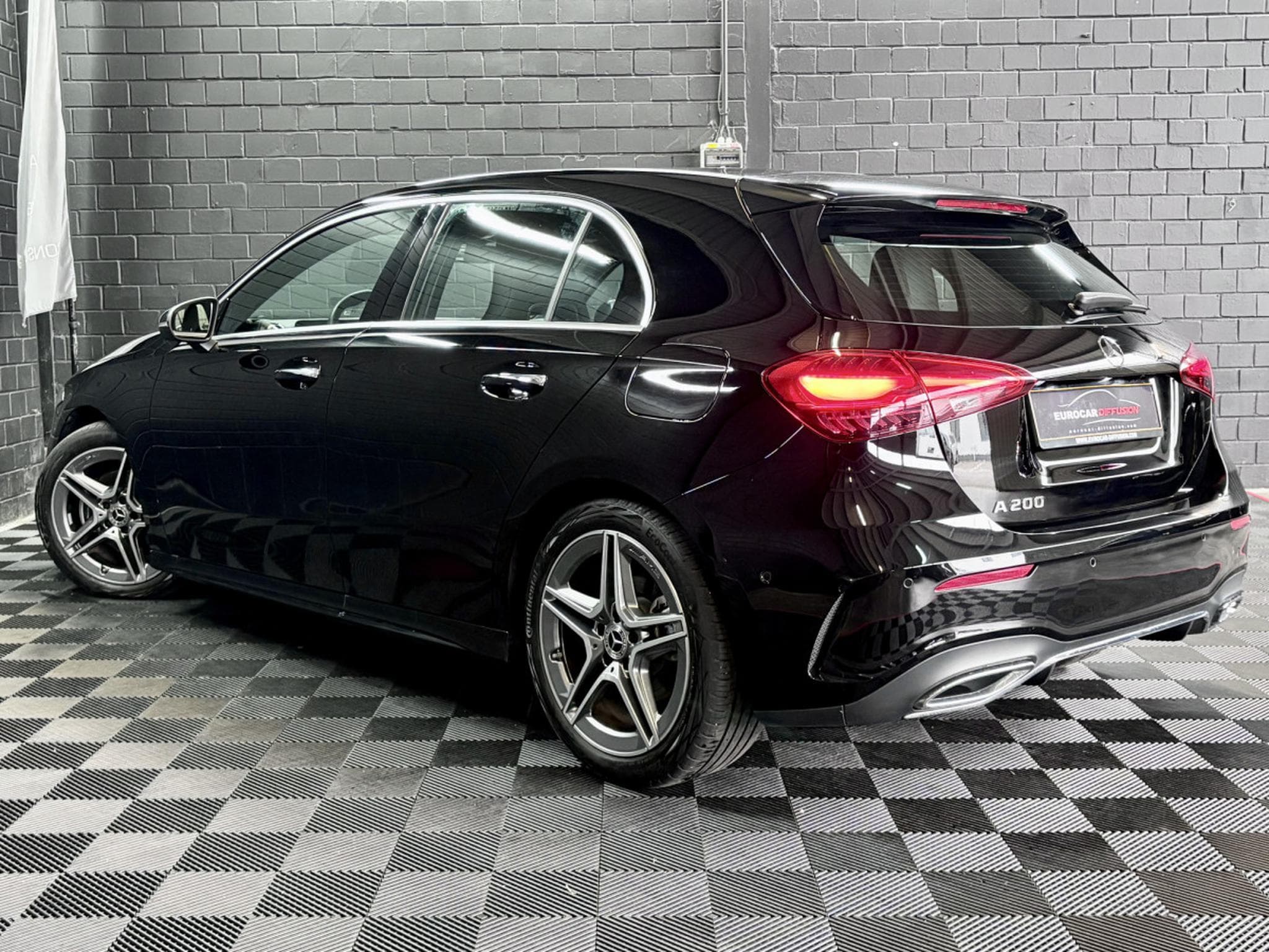 Mercedes A 200 AMG EDITION 163 CV * ATTELAGE * CAMÉRA * (2024) - Foto 4