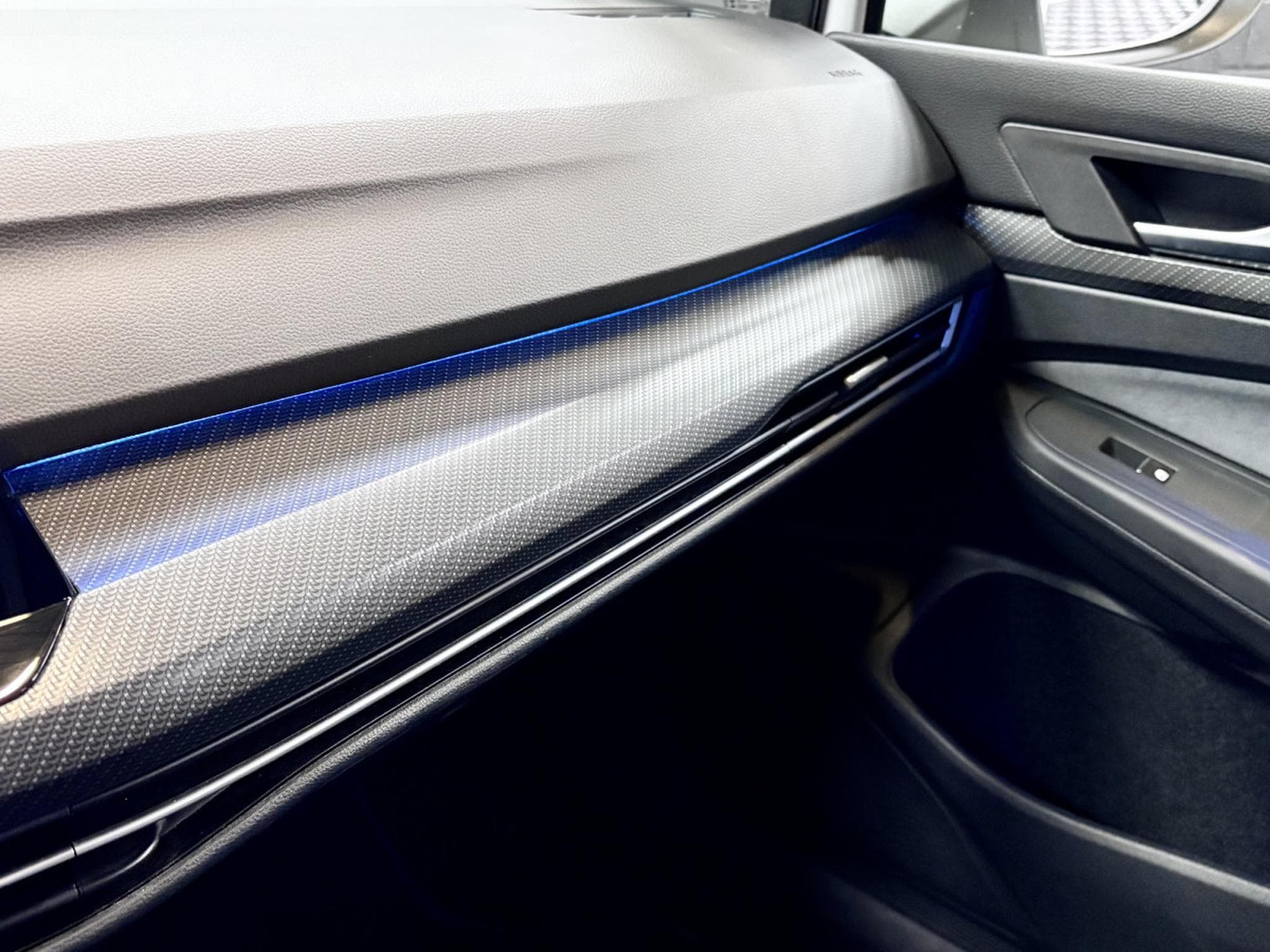 VW Golf R 4Motion 2.0 TSI 320 CV DSG7  *Toit Ouvrant* *Caméra* *ACC* (2023) - Foto 18