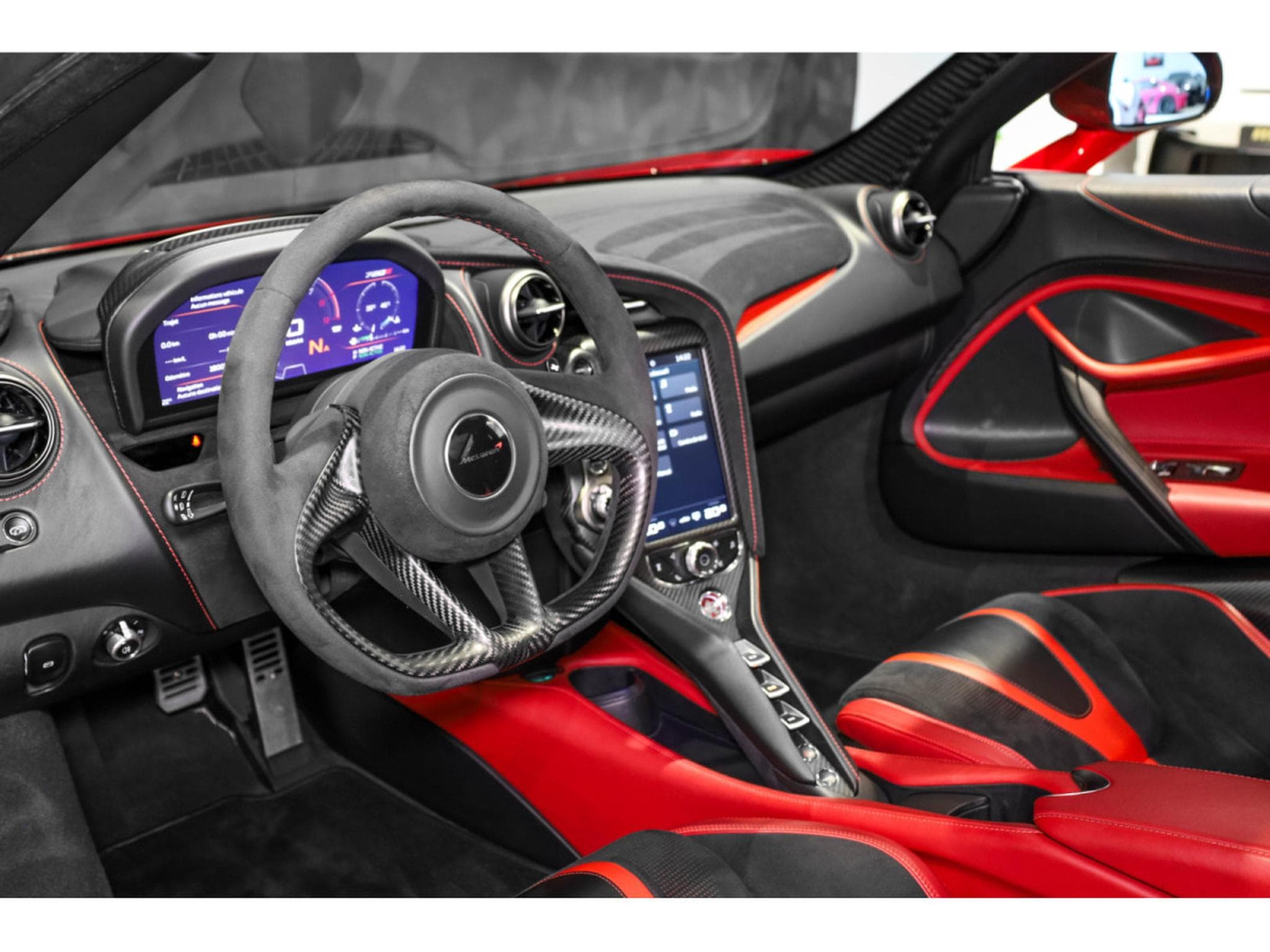 McLaren 720S PERFORMANCE COUPÉ (2017) - Photo 10