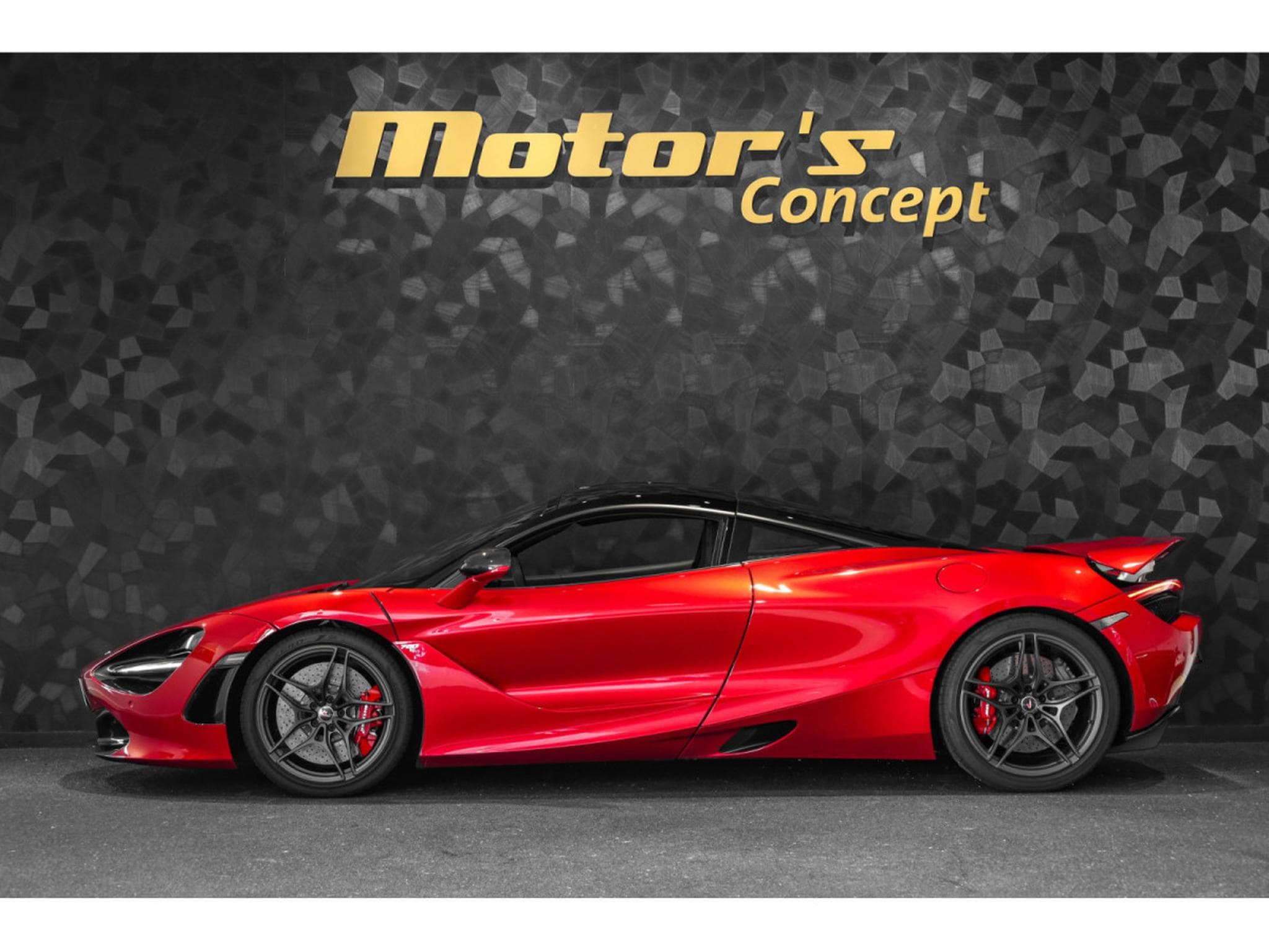 McLaren 720S PERFORMANCE COUPÉ (2017) - Photo 2