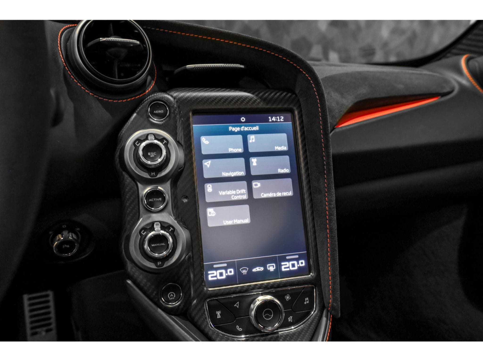 McLaren 720S PERFORMANCE COUPÉ (2017) - Photo 20