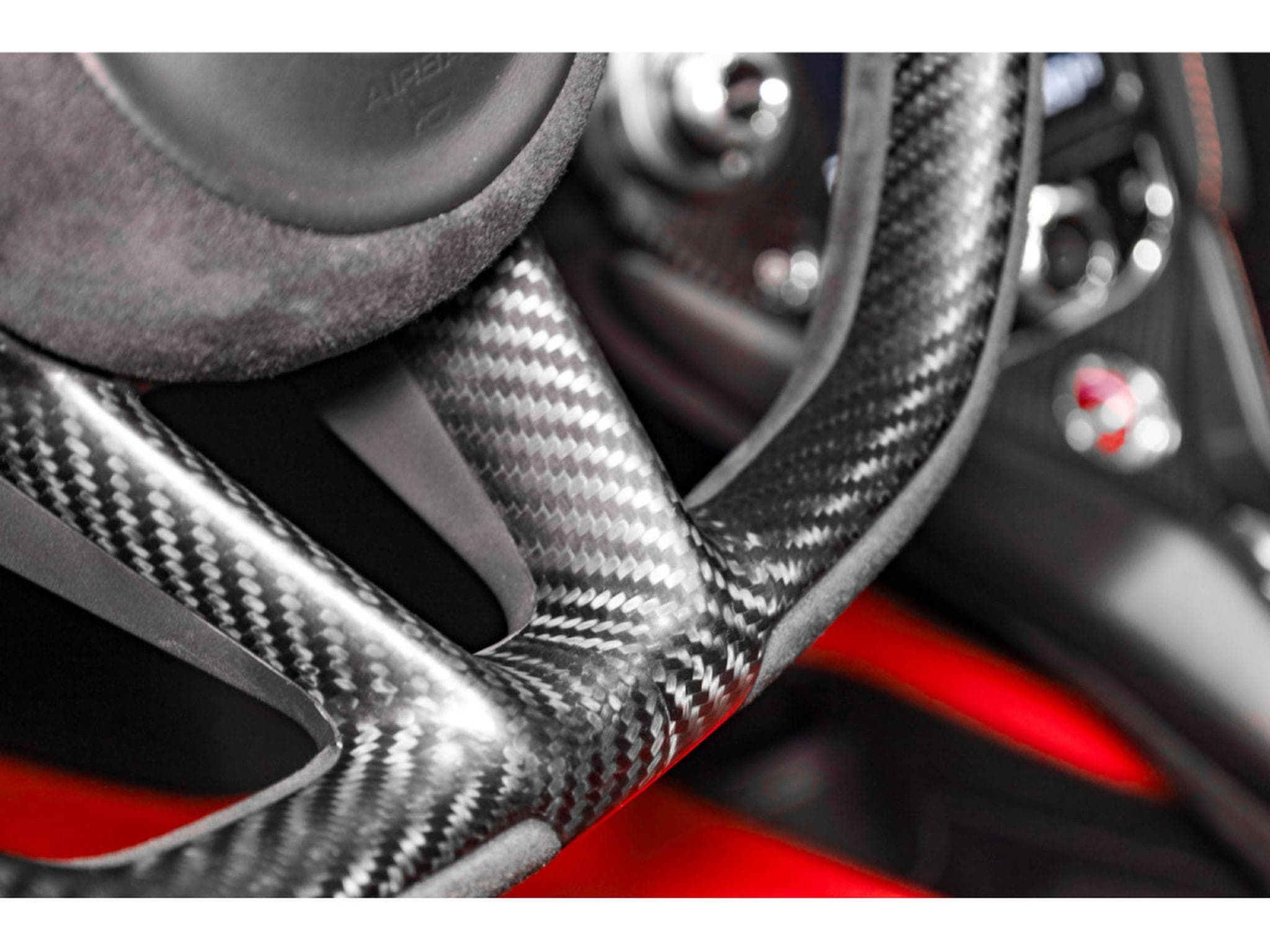 McLaren 720S PERFORMANCE COUPÉ (2017) - Photo 21