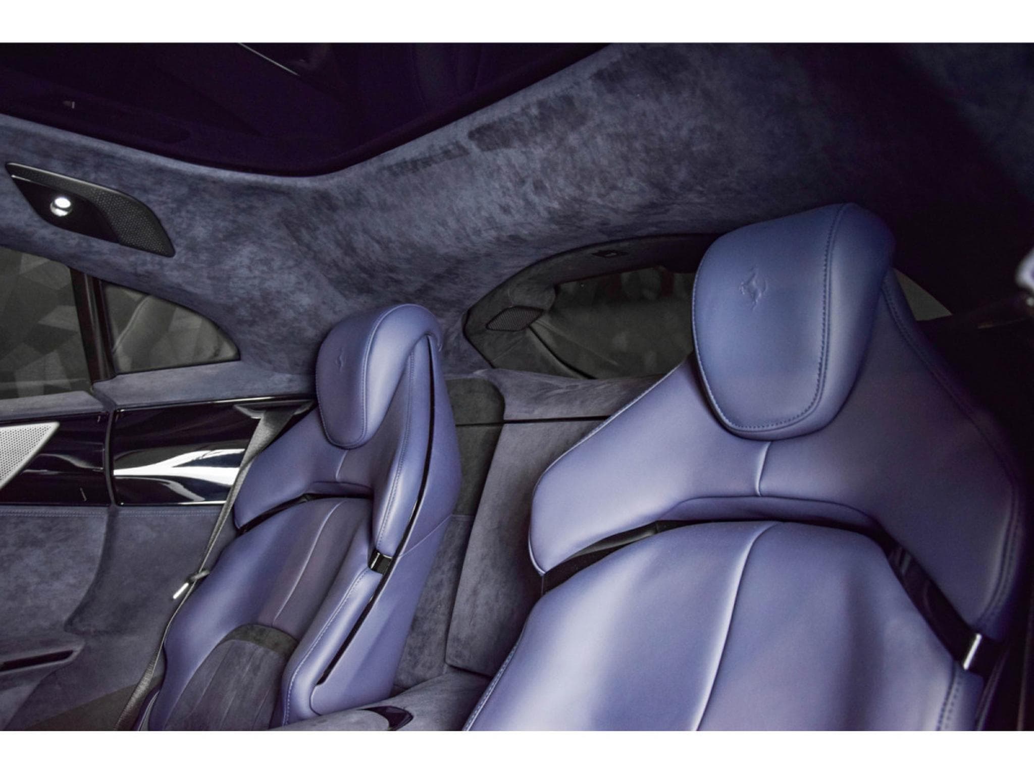 Ferrari Purosangue 6.5 V12 - BLU ROMA (2025) - Foto 28