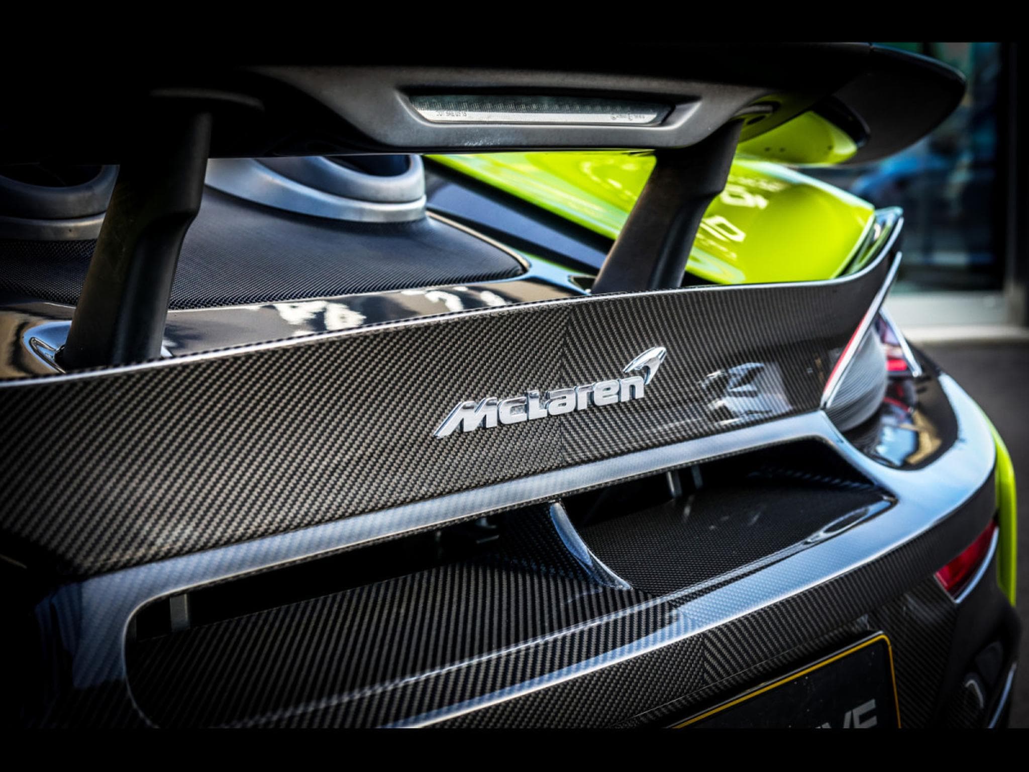 McLaren 600LT 3.8 V8 600 – PPF - LIME GREEN ELITE PAINT (2020) - Photo 20