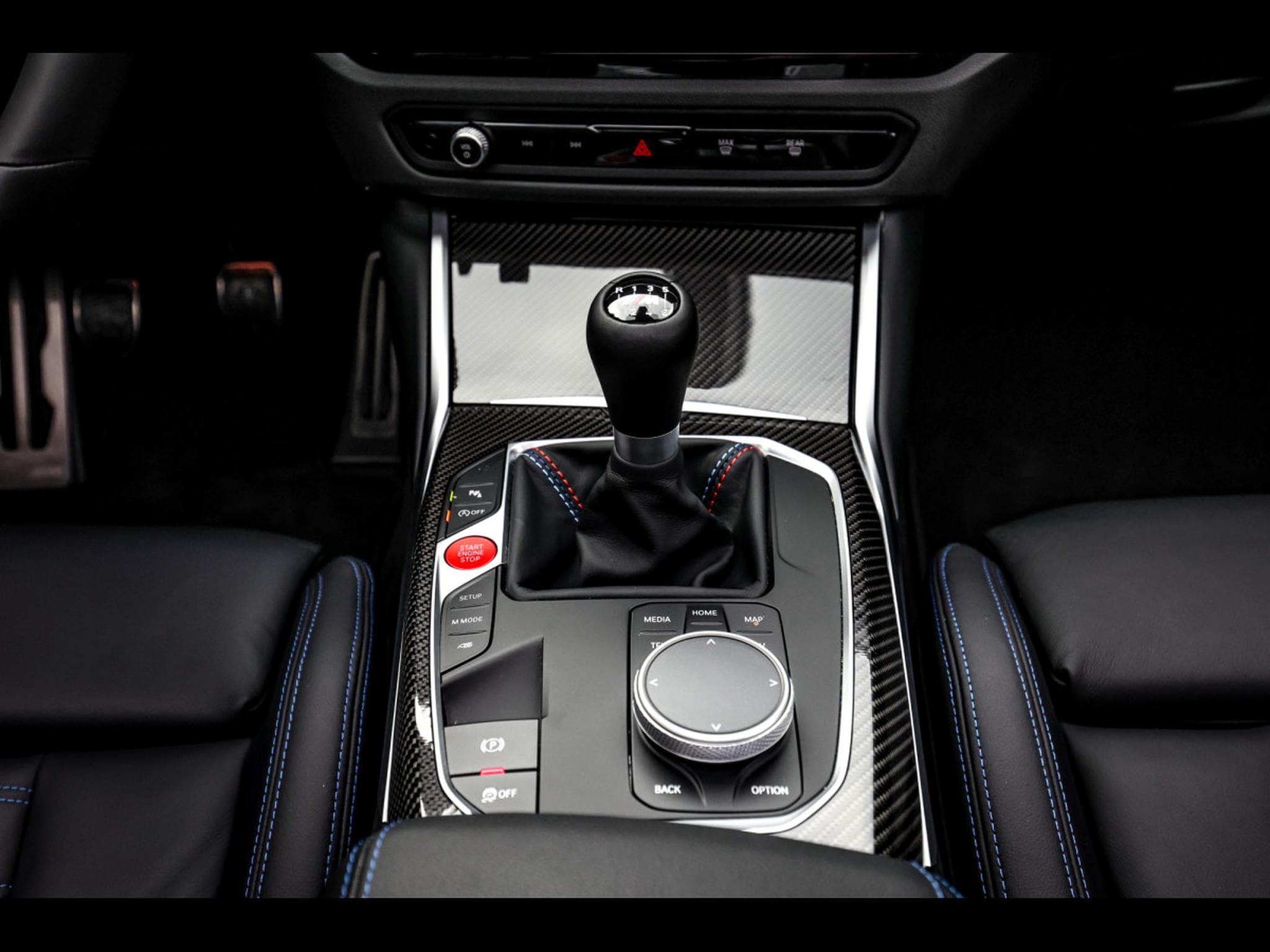 BMW M2 COUPE G87 (480 CH) – MANUAL 6 - BLACK SAPPHIRE (2025) - Foto 18