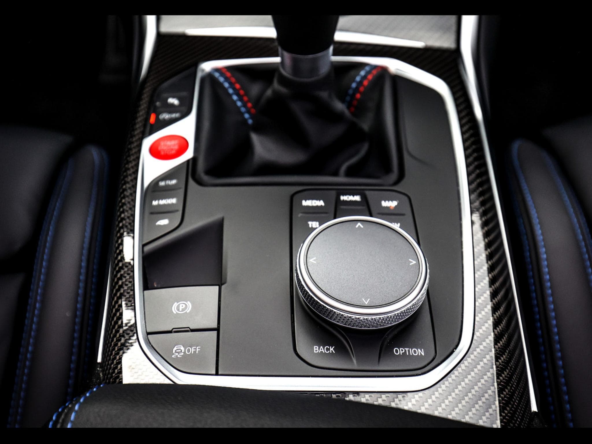 BMW M2 COUPE G87 (480 CH) – MANUAL 6 - BLACK SAPPHIRE (2025) - Foto 19