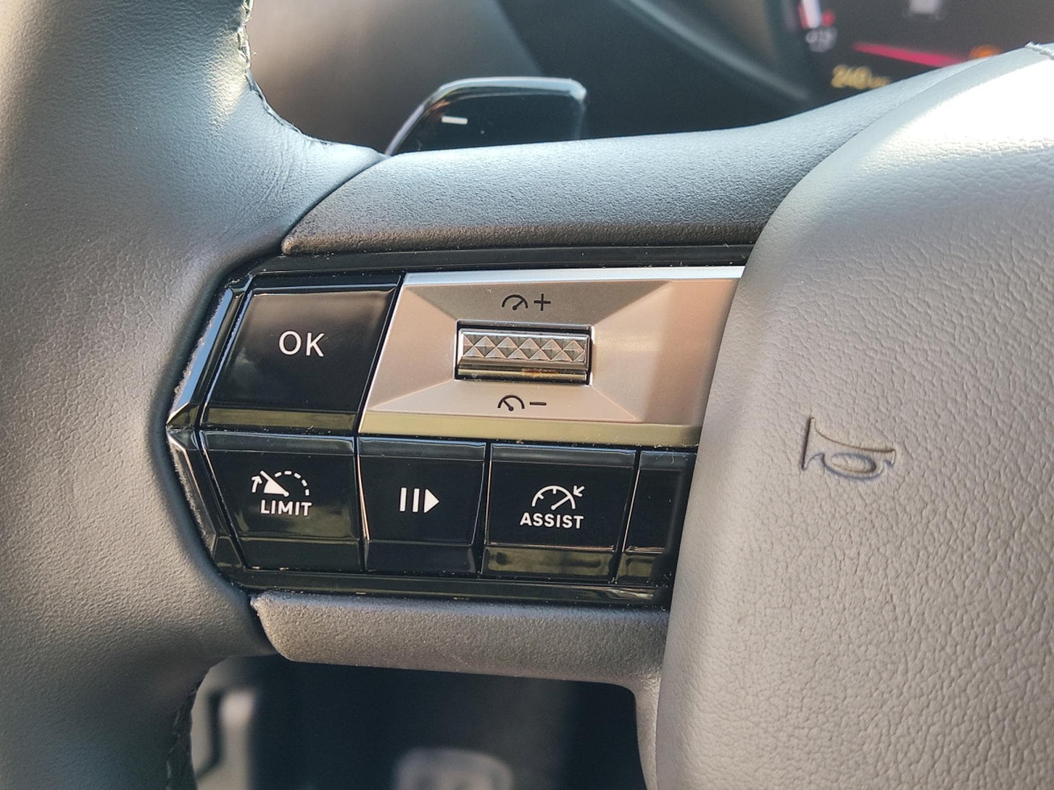 DS Automobiles DS3 1.2 130 OPERA EAT8  * GARANTIE 36 MOIS EUROPÉENNE * (2024) - Foto 11