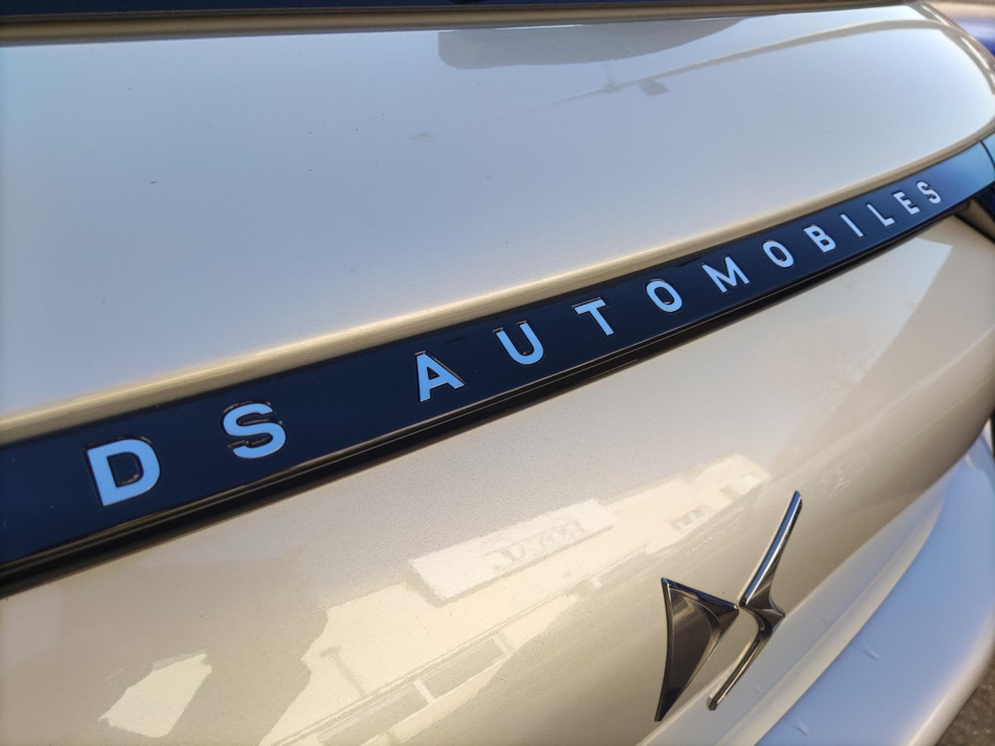 DS Automobiles DS3 1.2 130 OPERA EAT8  * GARANTIE 36 MOIS EUROPÉENNE * (2024) - Foto 16