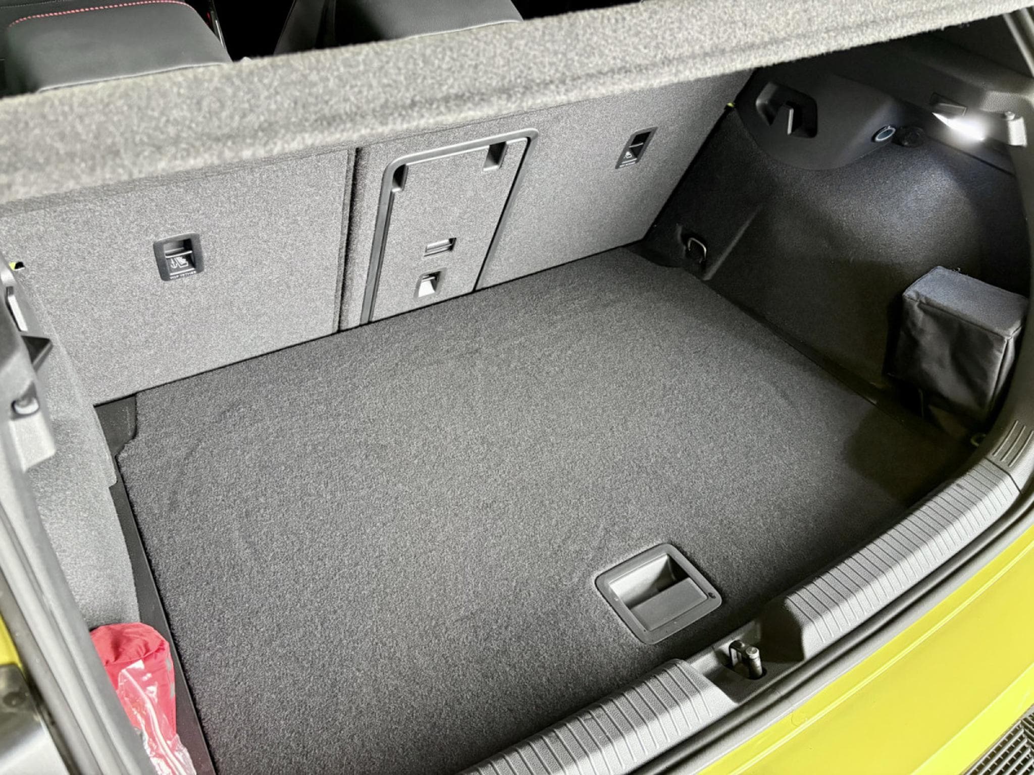 VW Golf GTI Clubsport 2.0 TSI 300 CV DSG7 *PANO*MATRIX* *CAM* (2023) - Foto 19