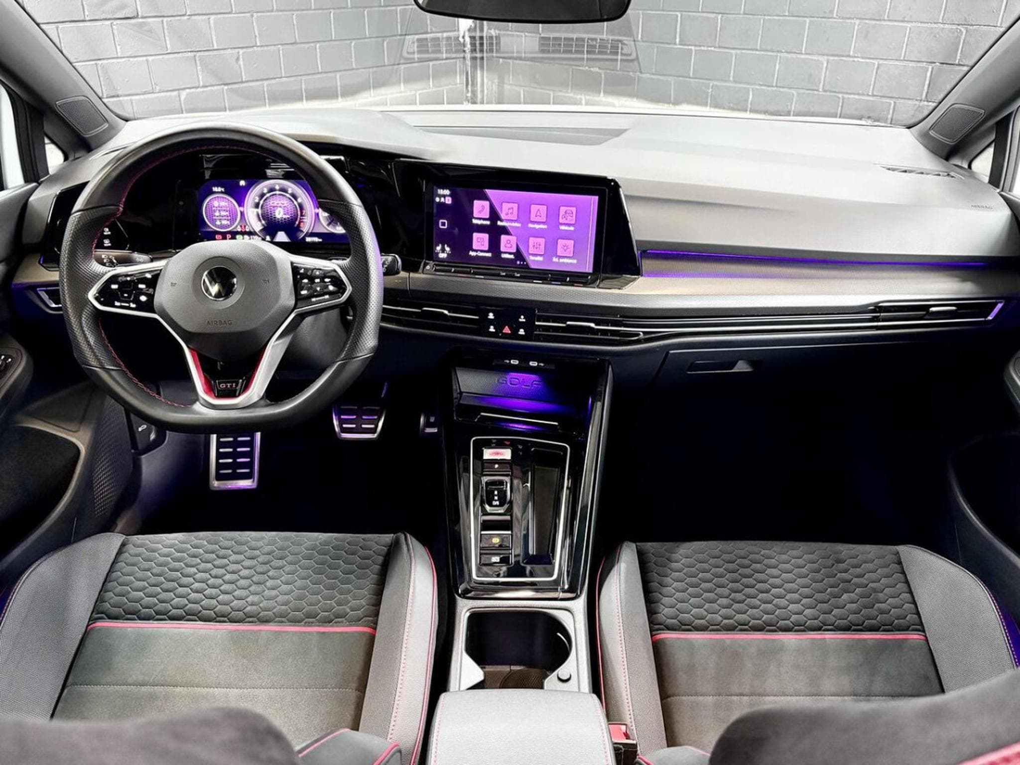 VW Golf GTI Clubsport 2.0 TSI 300 CV DSG7 *PANO*MATRIX* *CAM* (2023) - Foto 9