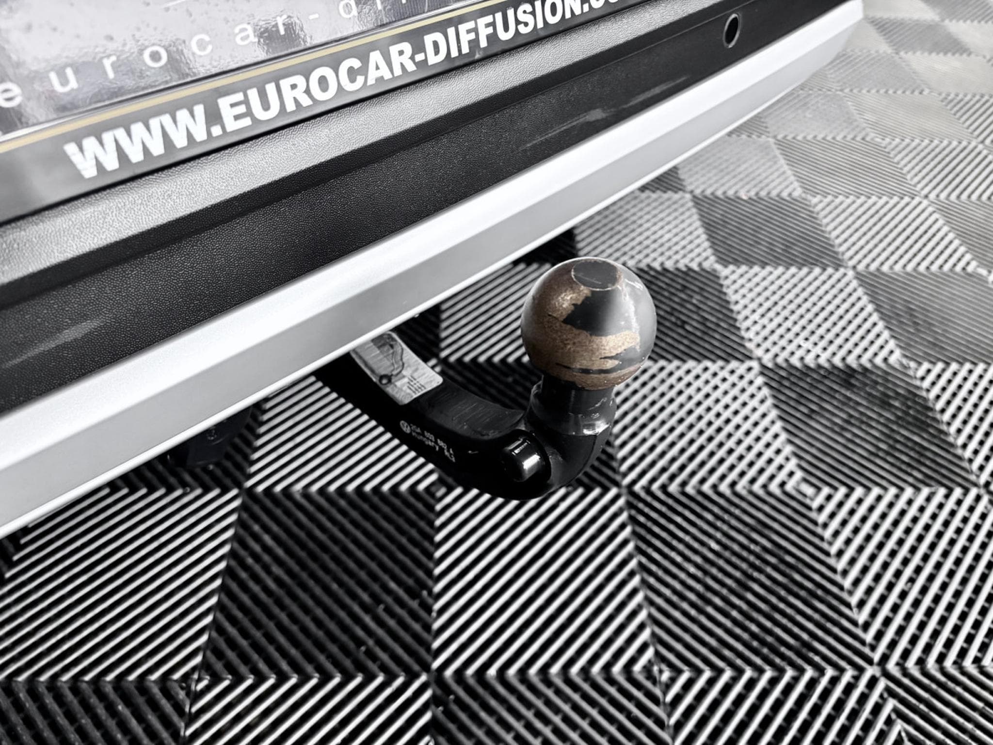 VW T-Roc Life 150 CV TSI DSG7 ** Attelage ** Pneus 4 Saisons** (2024) - Foto 22