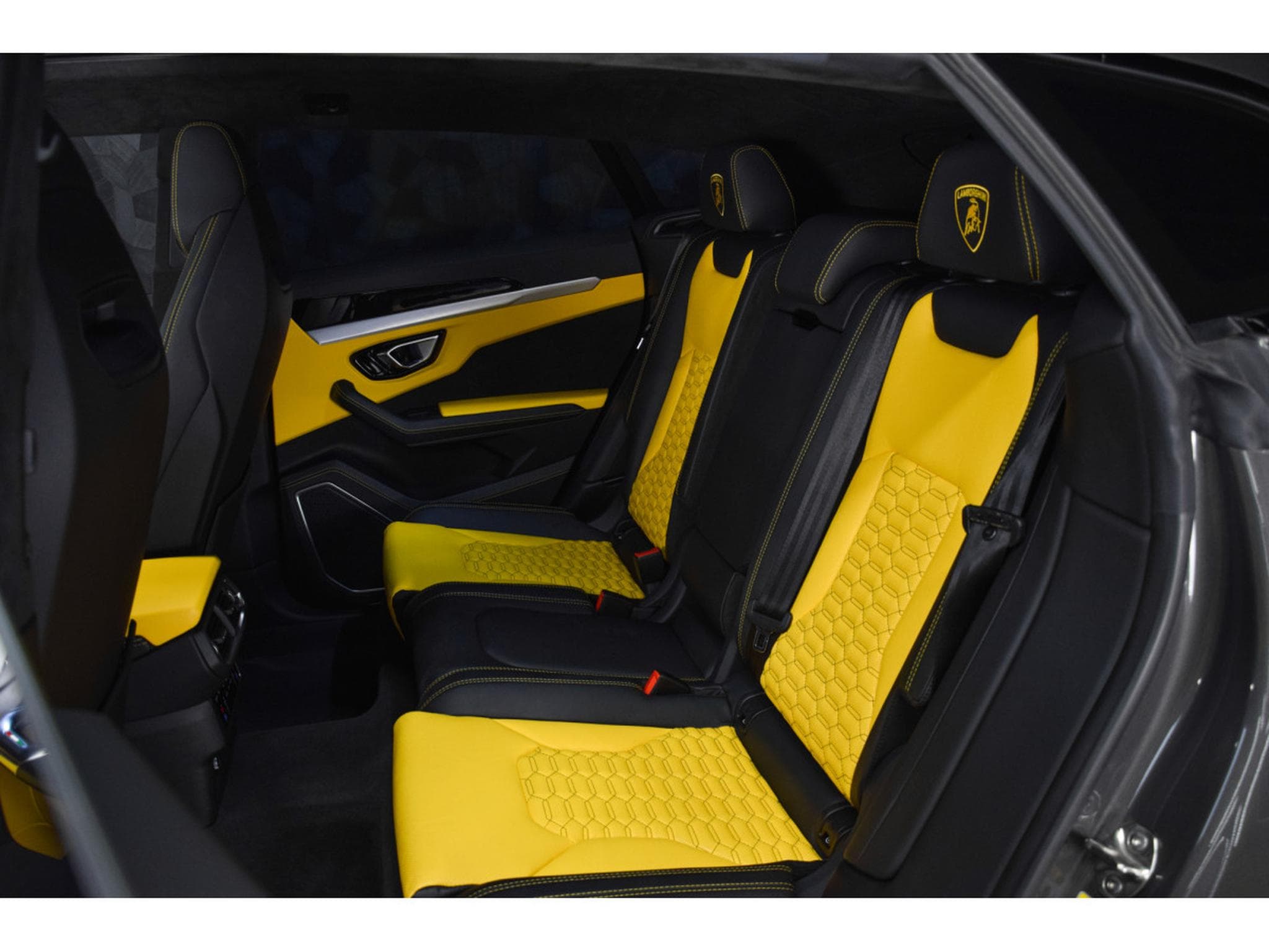 Lamborghini Urus V8 - GRIGIO KERES / GIALLO (2022) - Foto 11