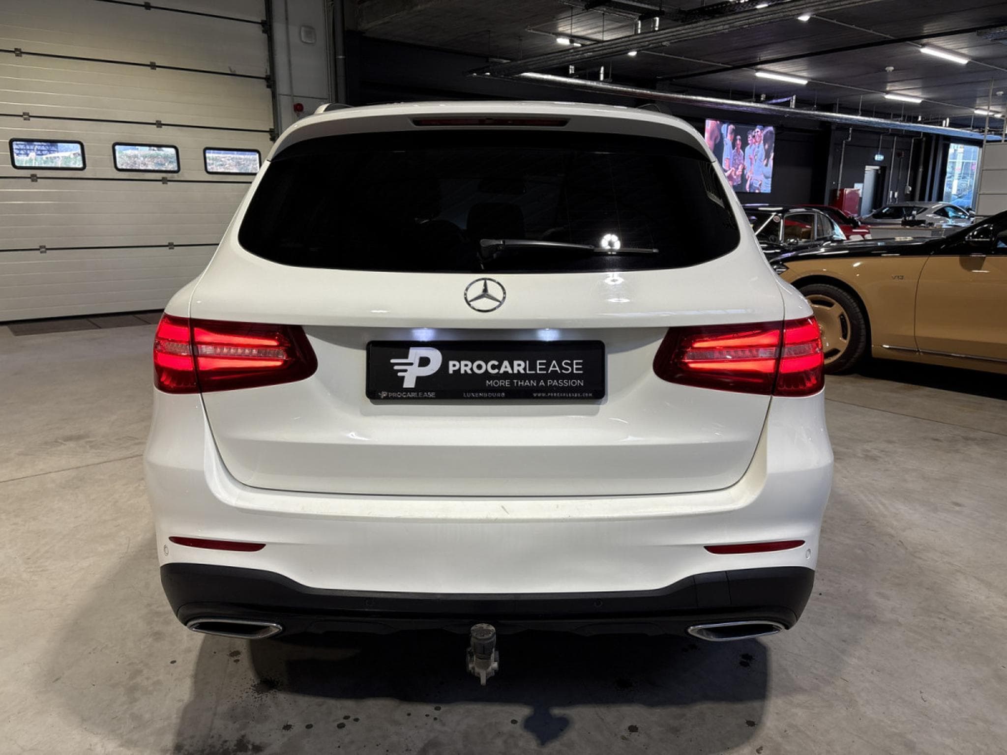 Mercedes GLC 250 250 d AMG 4Matic/PANO/360°/LED/20/AHK/BURMESTER (2016) - Photo 8