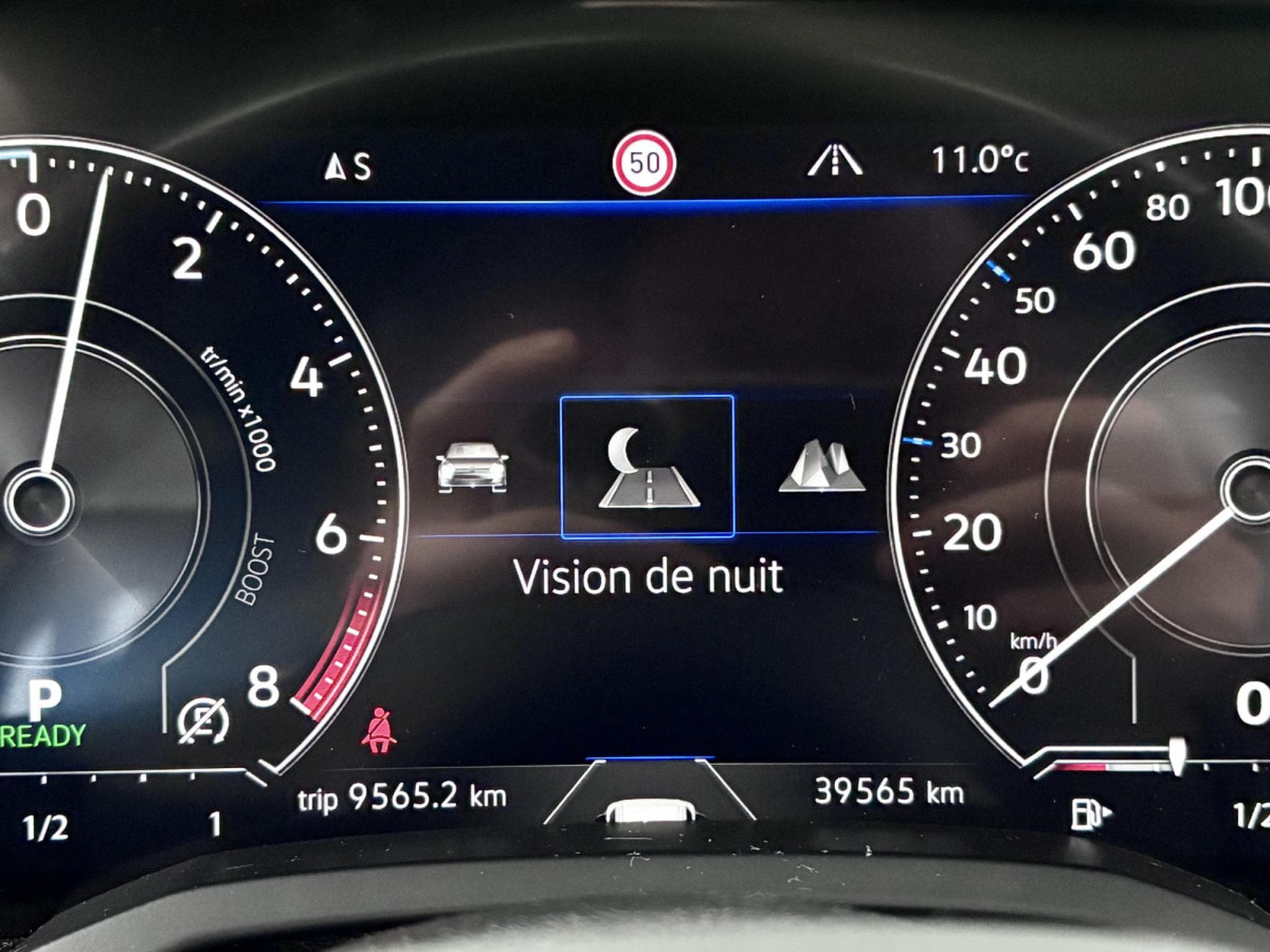 VW Touareg 3.0 TSi V6 eHybrid 4MOTION Elegance  381 CV (2022) - Photo 15