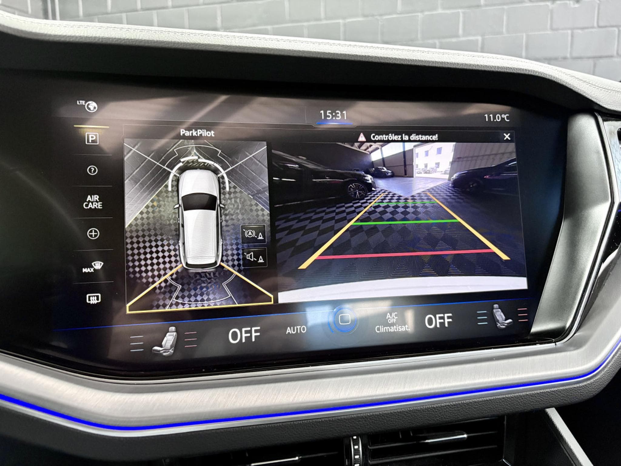 VW Touareg 3.0 TSi V6 eHybrid 4MOTION Elegance  381 CV (2022) - Photo 18