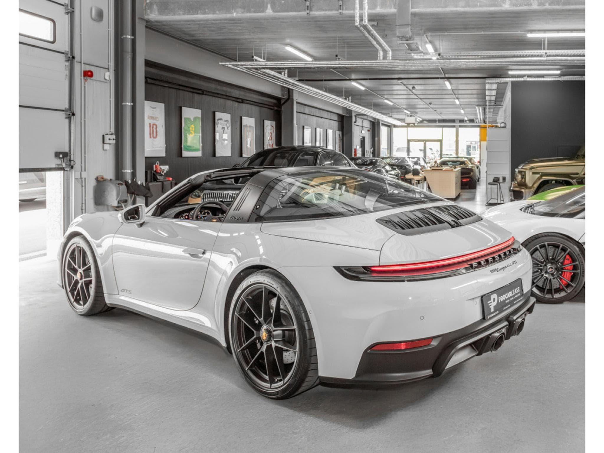 Porsche 911 911/992.2 TARGA 4 GTS / FACELIFT MY2025 / SOFORT (2025) - Foto 3