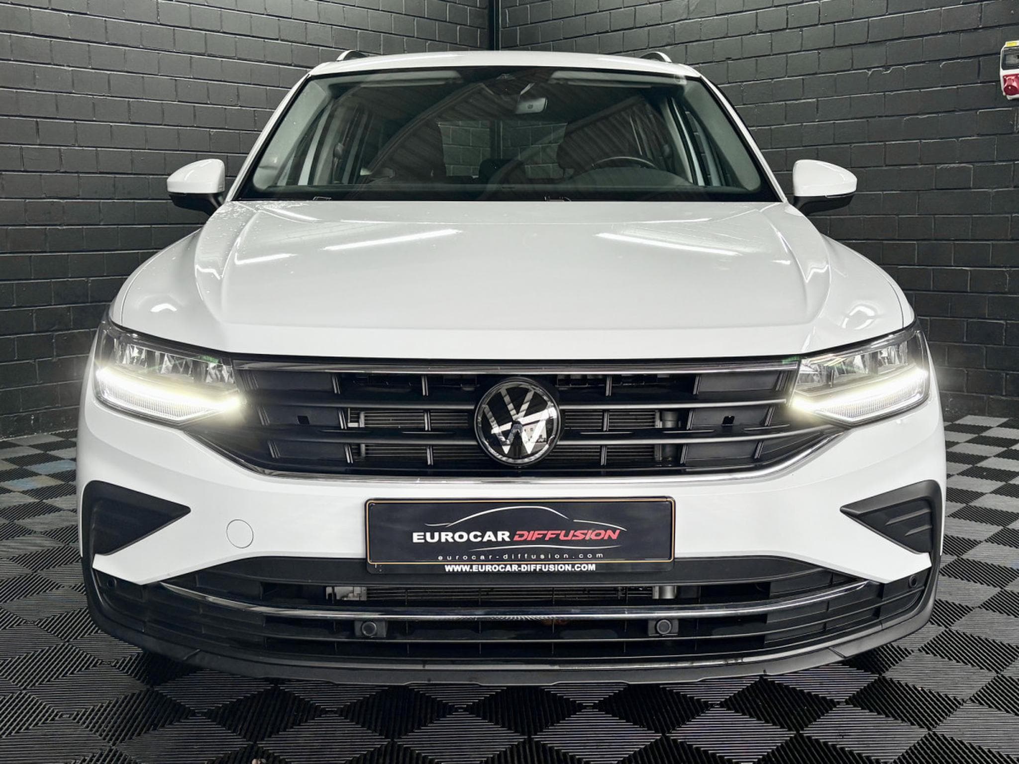 VW Tiguan Life ACTIVE 1.4 eHybrid TSI 245CV DSG6 *Attelage* *Caméra* (2022) - Foto 2