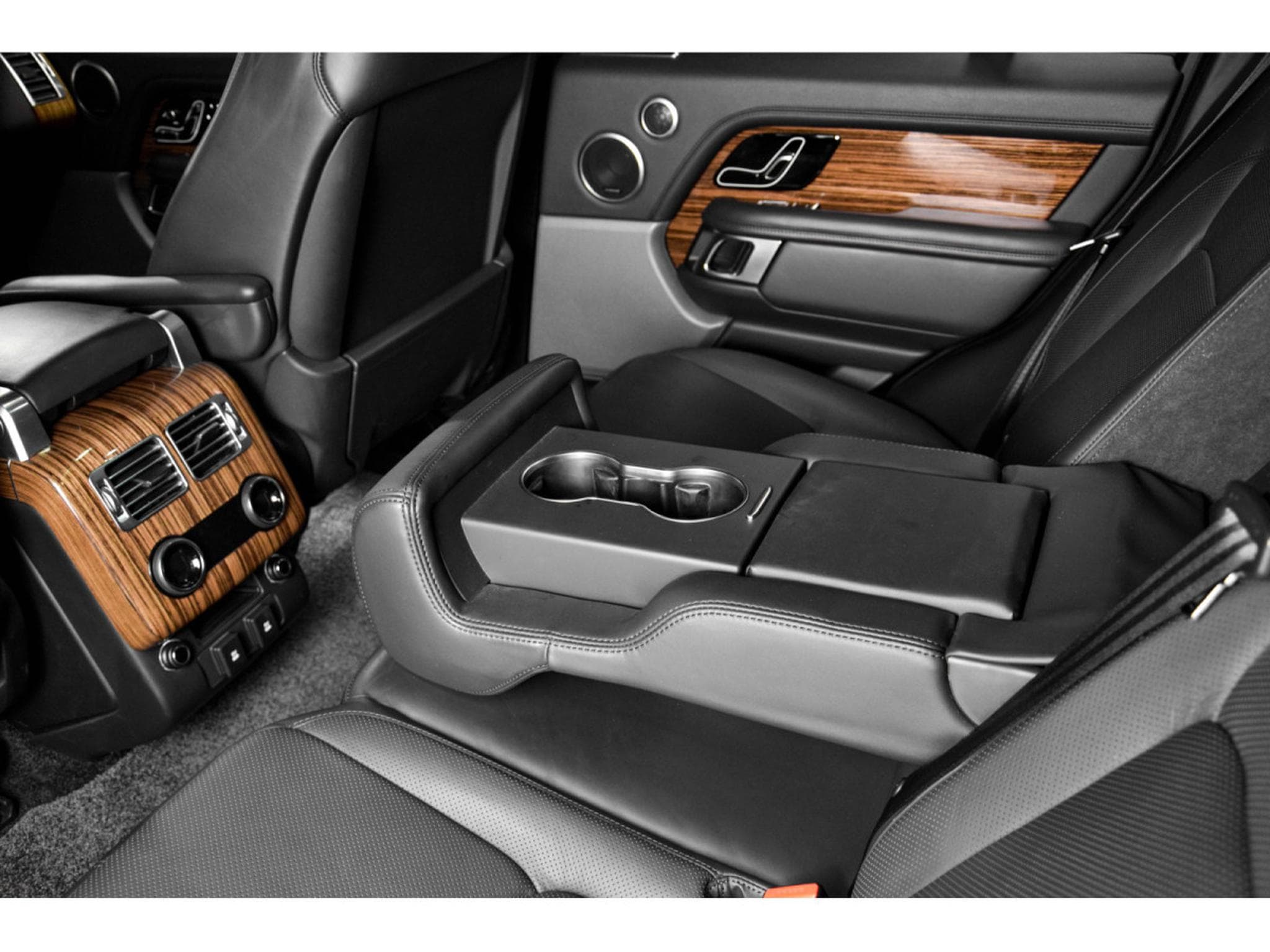 Land-Rover Range Rover Vogue SD V8 4.4 (2018) - Photo 19