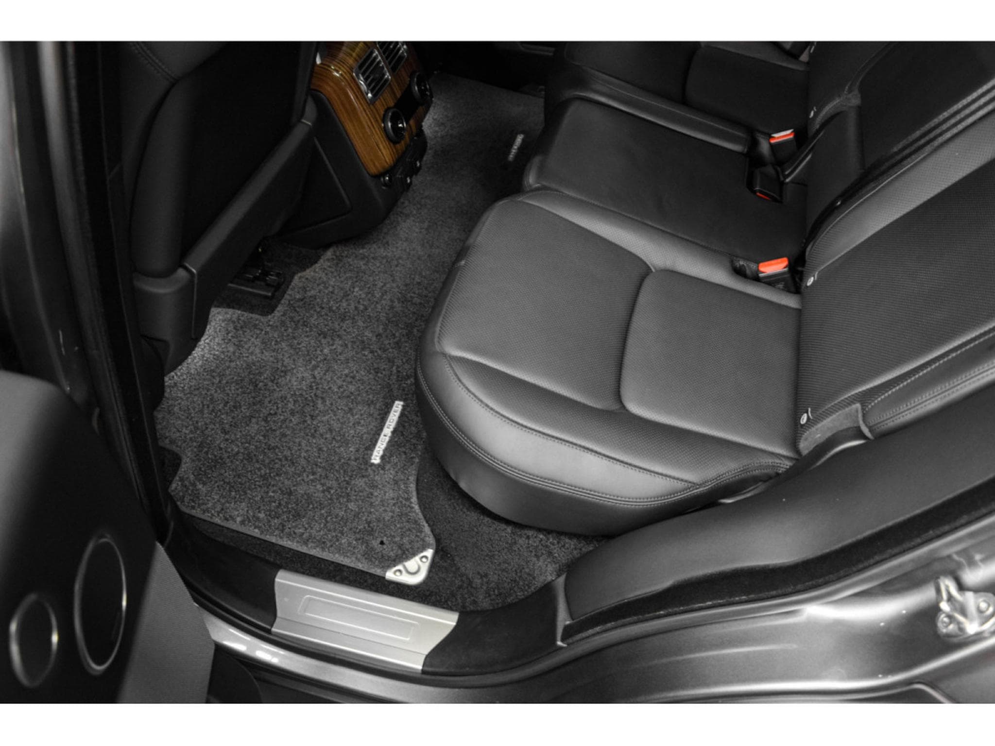 Land-Rover Range Rover Vogue SD V8 4.4 (2018) - Photo 26