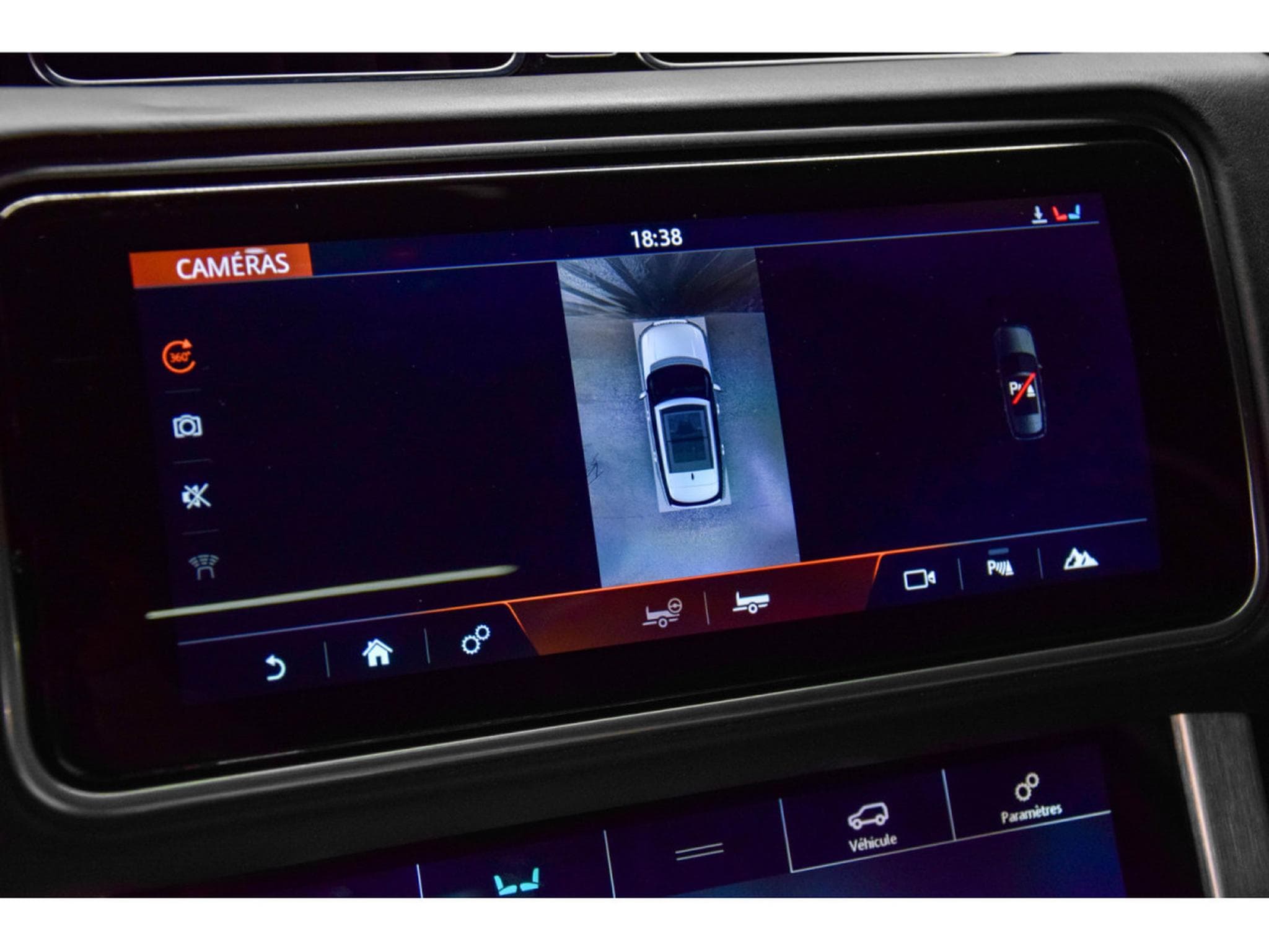 Land-Rover Range Rover Vogue SD V8 4.4 (2018) - Photo 28