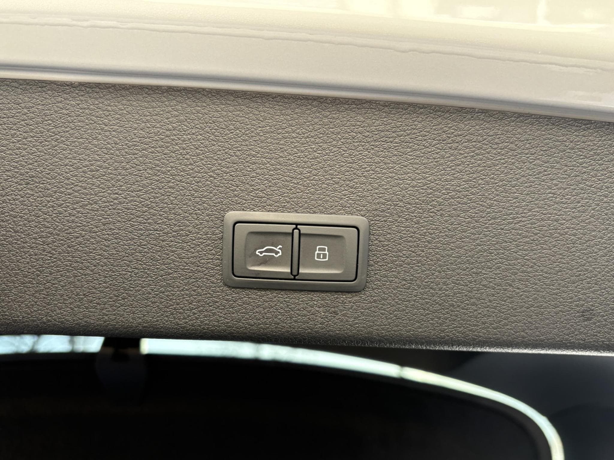 Audi e-tron 55 QUATTRO 408 SPORTBACK 95KWH (2020) - Foto 8