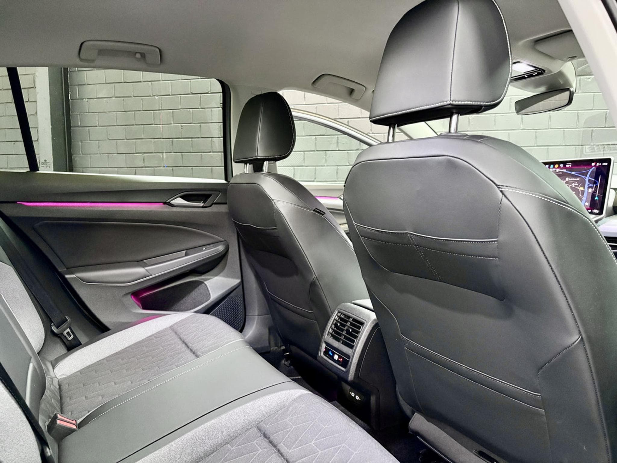 VW Golf 8 phase 2 Life GOAL 2.0 TDI DSG7 150 CV **IQ.LIGHT ** (2024) - Foto 20