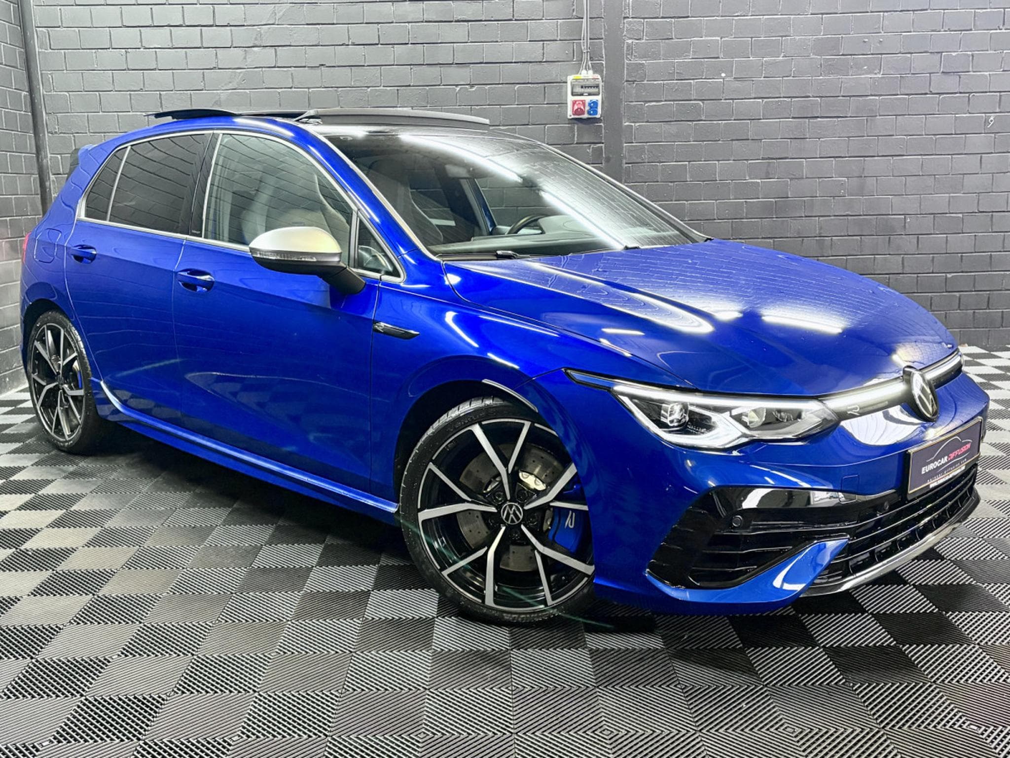 VW Golf R 4Motion 2.0 TSI 320 CV DSG7 *TOIT PANO* * R-PERF* (2022) - Foto 3