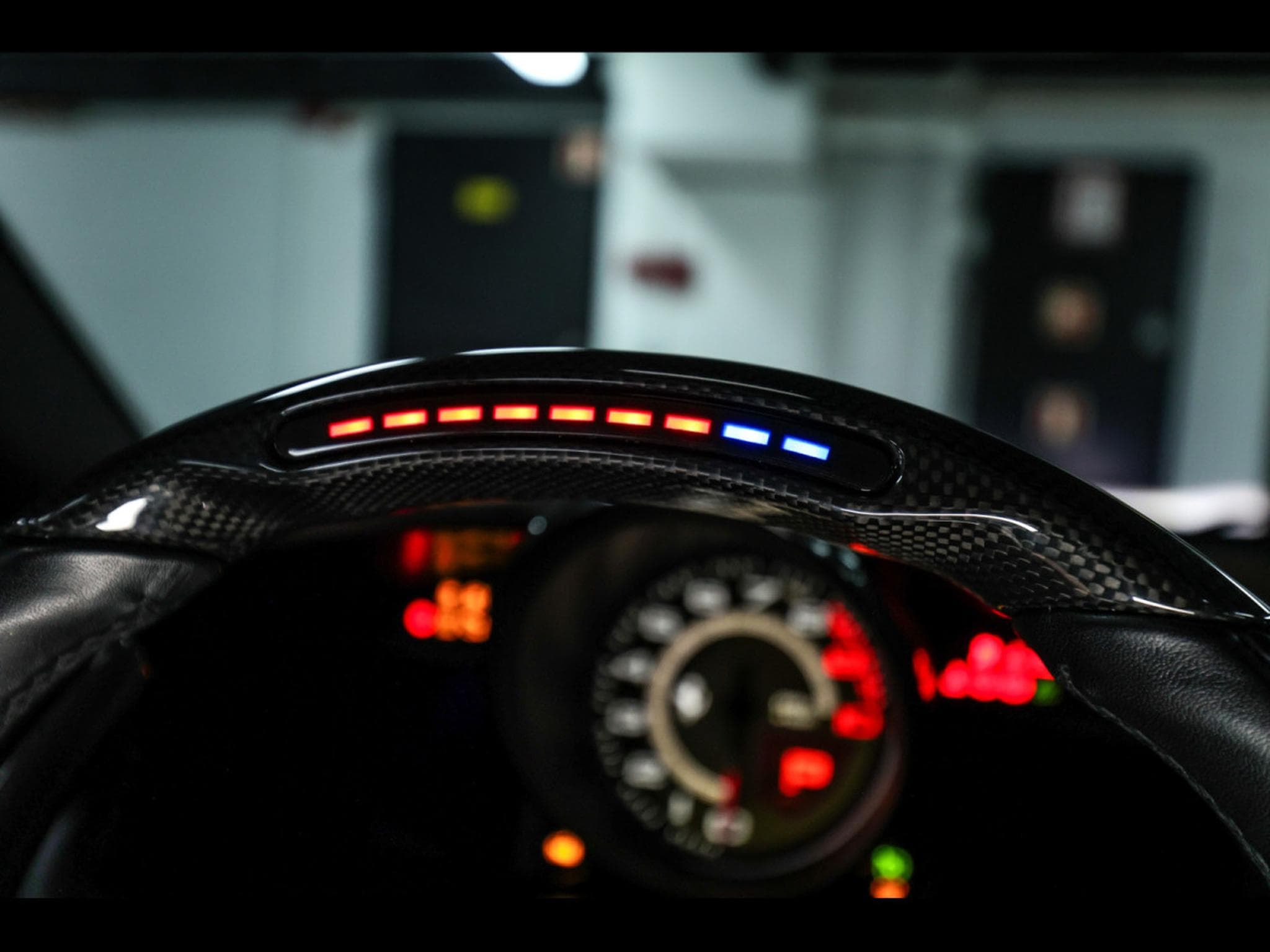 Ferrari GTC4 Lusso 6.3 V12 (690 CH) – GRIGIO FERRO – FERRARI POWER 06/2027 – SE (2018) - Photo 25