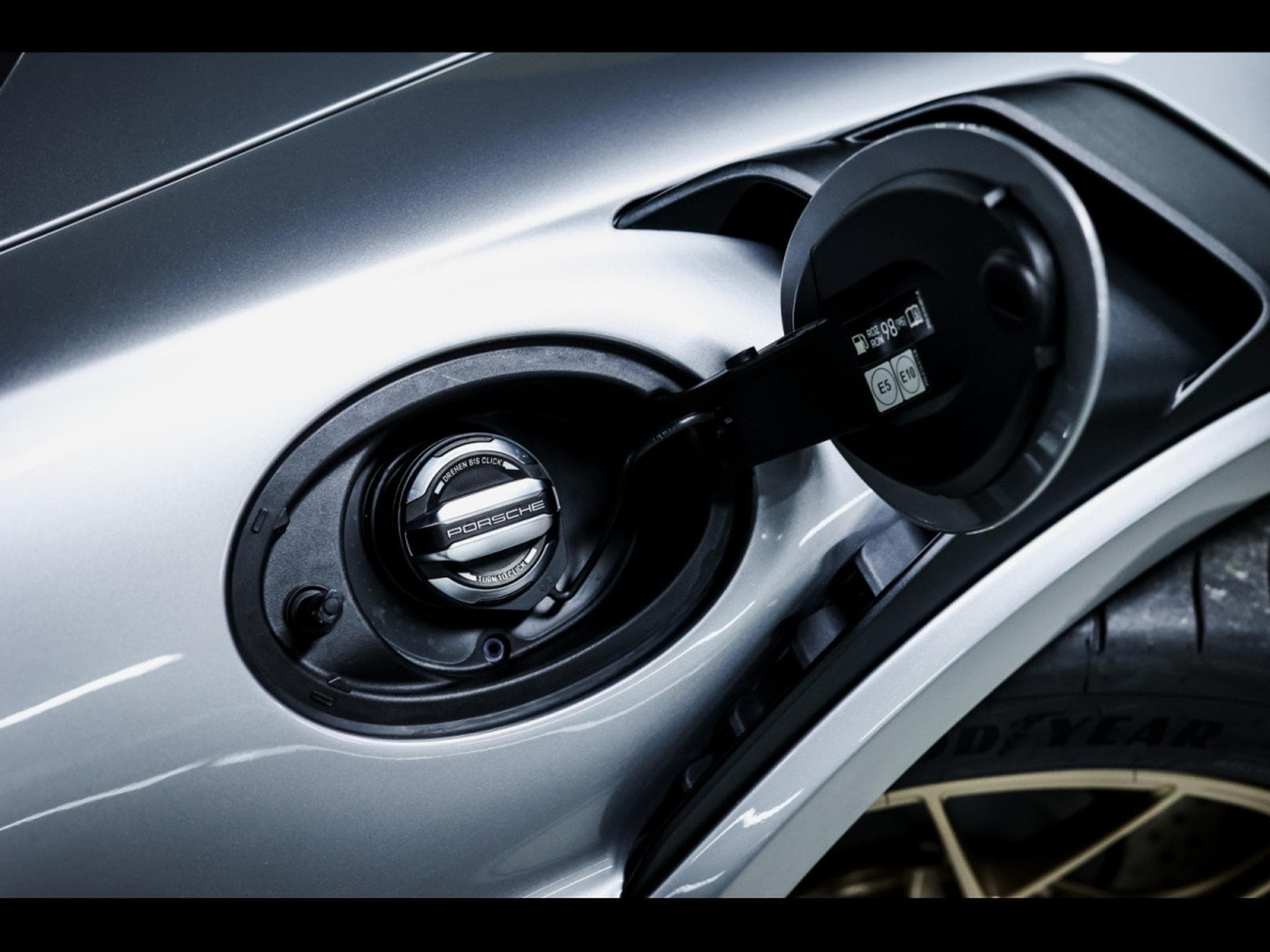 Porsche 911 (992.1) GT3 RS PDK – PACK CLUBSPORT - GT-SILVER (2025) - Photo 23