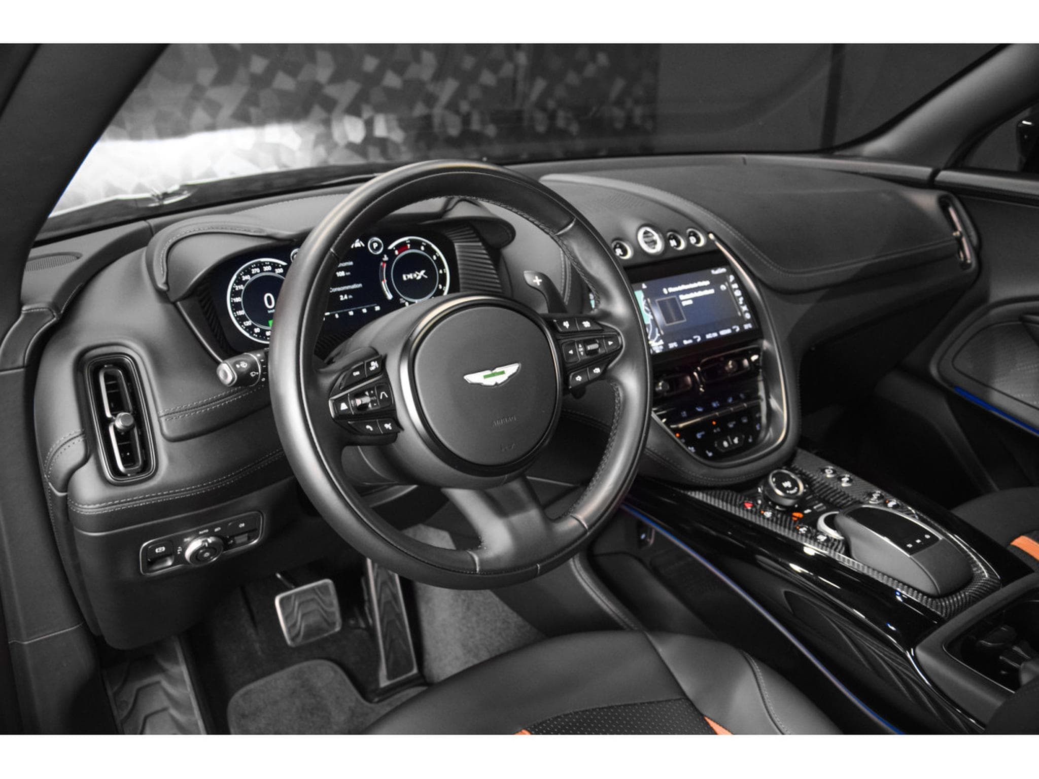 Aston-Martin DBX 707 4.0 V8 Bi-Turbo - ULTRAMARINE BLACK (2024) - Foto 8