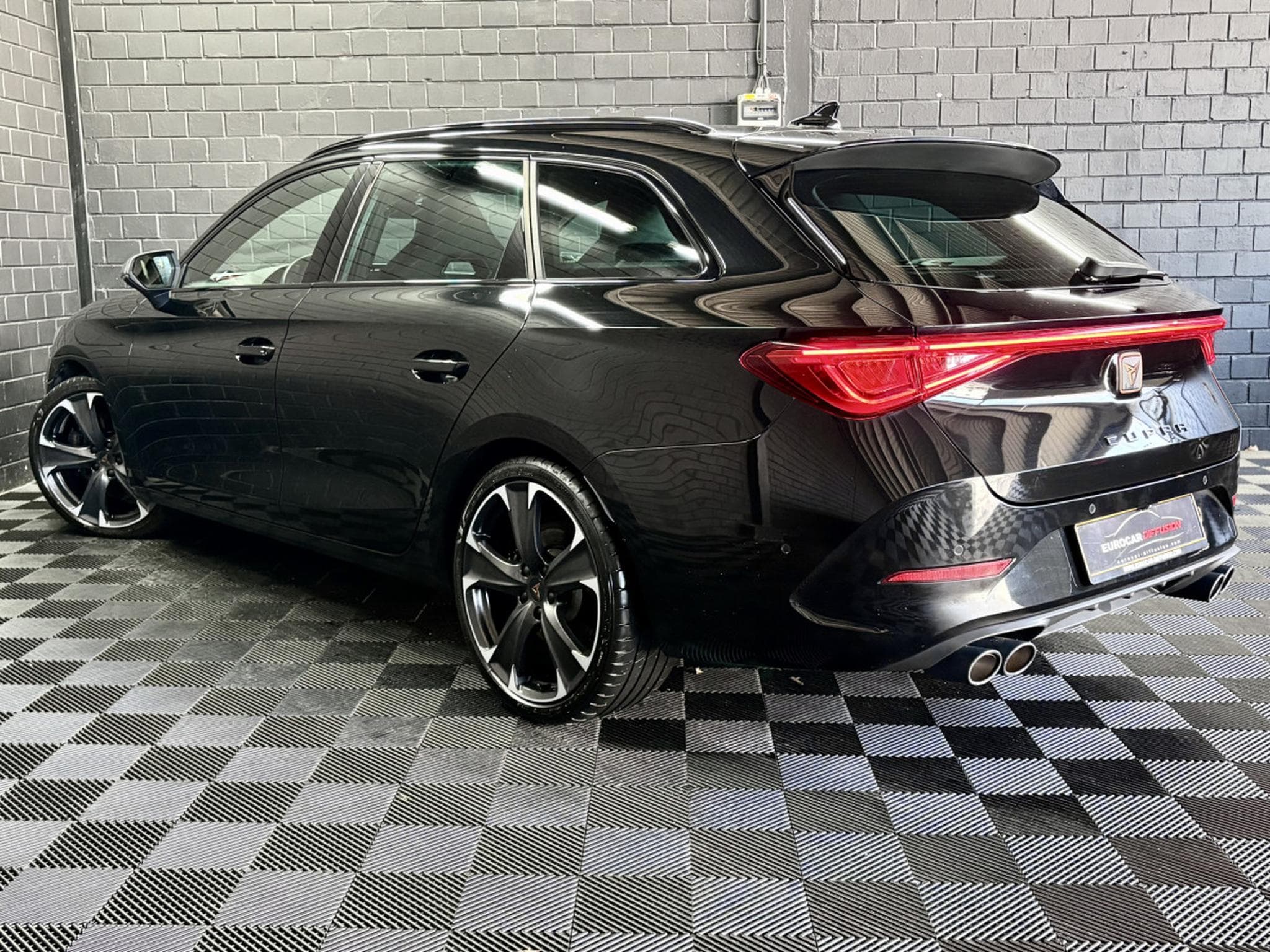 Cupra Leon ST 2.0 TSI 310CV 4Drive **VSS ** Caméra ** ACC* (2021) - Foto 4