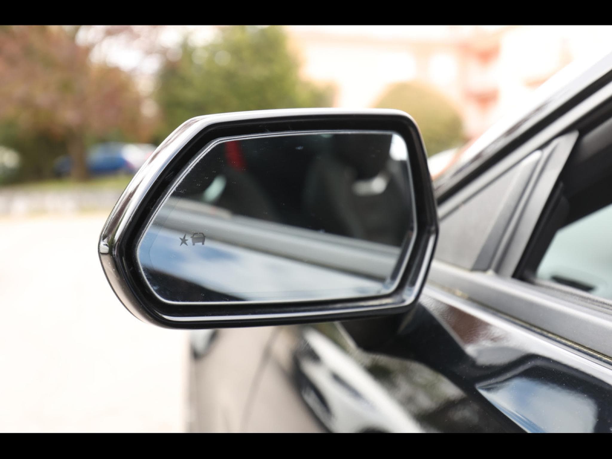 Chevrolet Camaro ZL1°MANUAL 6°PANO°RECARO°KEYLESS°BOSE°KAM°HUD (2020) - Photo 22