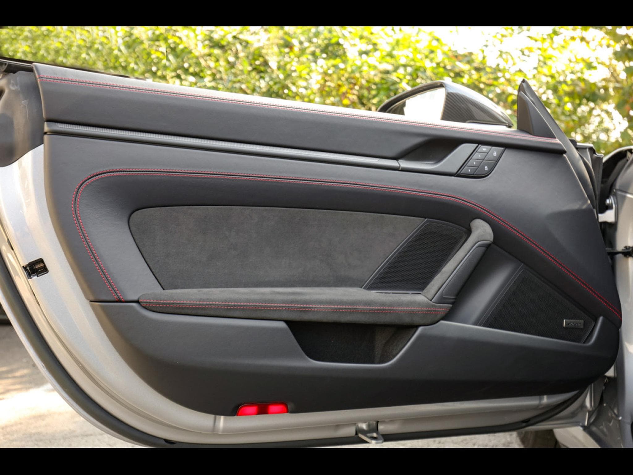 Porsche 911 (992.1) CARRERA GTS COUPE PDK avec Pack de conception allégé (2022) - Foto 9