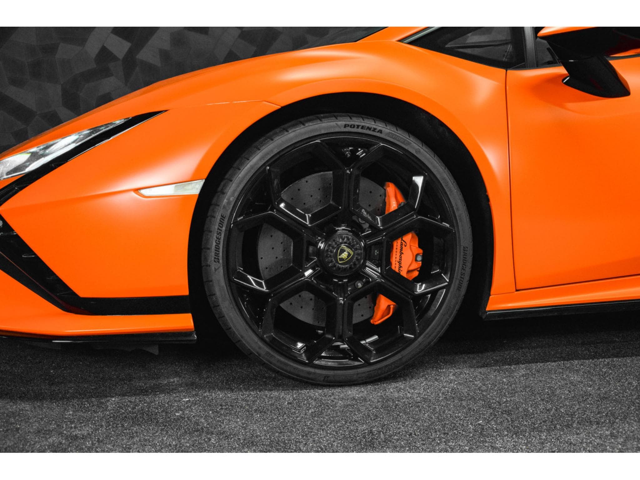 Lamborghini Huracán TECNICA LP 640-2 - ARANCIO (2023) - Foto 11