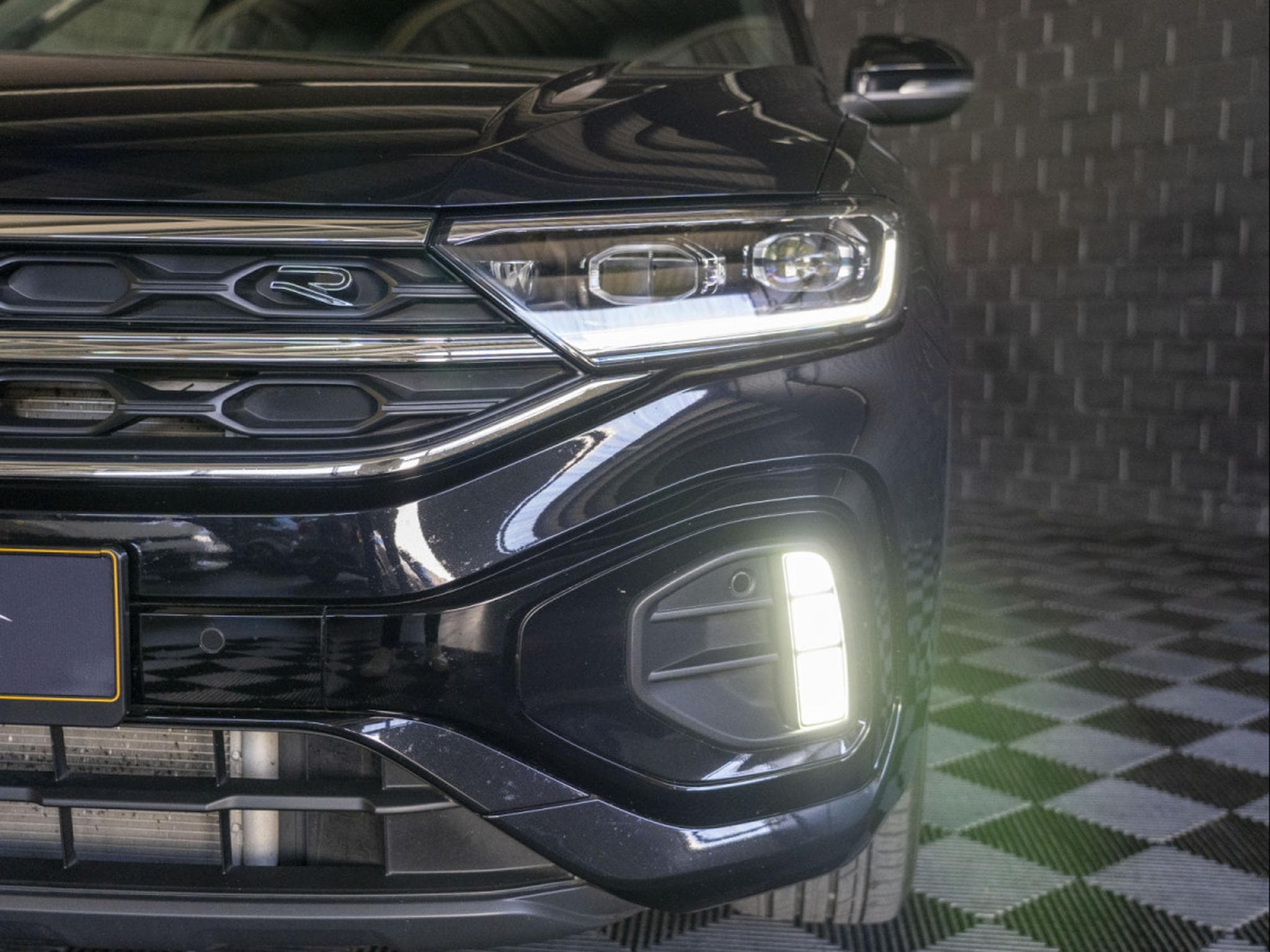 VW T-Roc R-Line 1.5 TSI 150 CV DSG7 *Caméra* *Hayon* *ACC* (2024) - Foto 25