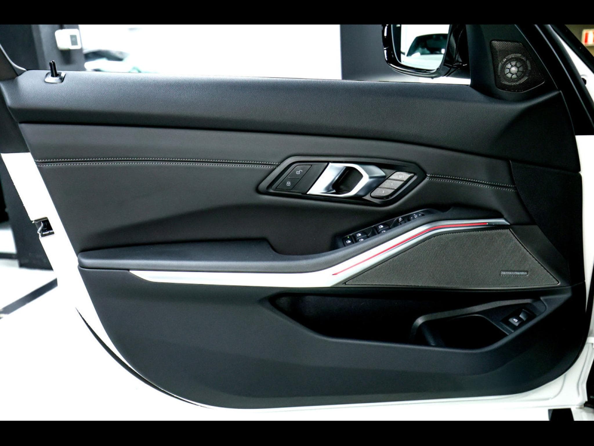 BMW M3 COMPETITION TOURING (G81) M XDRIVE – ALPINWEISS III (2024) - Photo 9