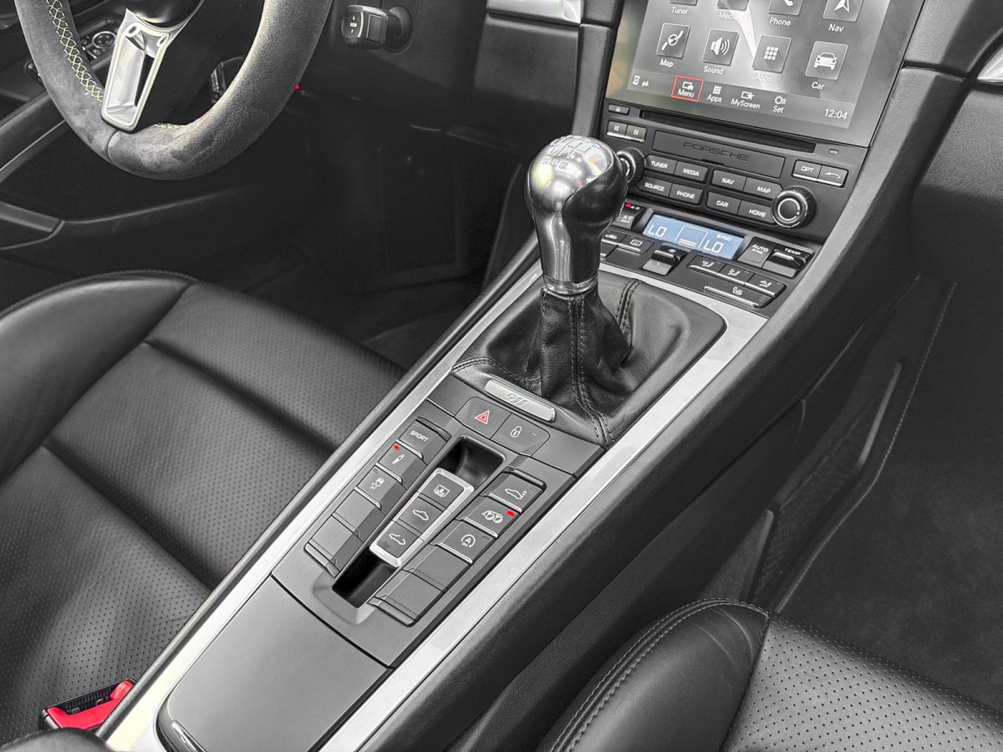 Porsche 911 991.2 CARRERA 4S/ BVM/ TOIT OUVRANT/SIEGES CHAUFFANTS/ ECHAP (2016) - Photo 20