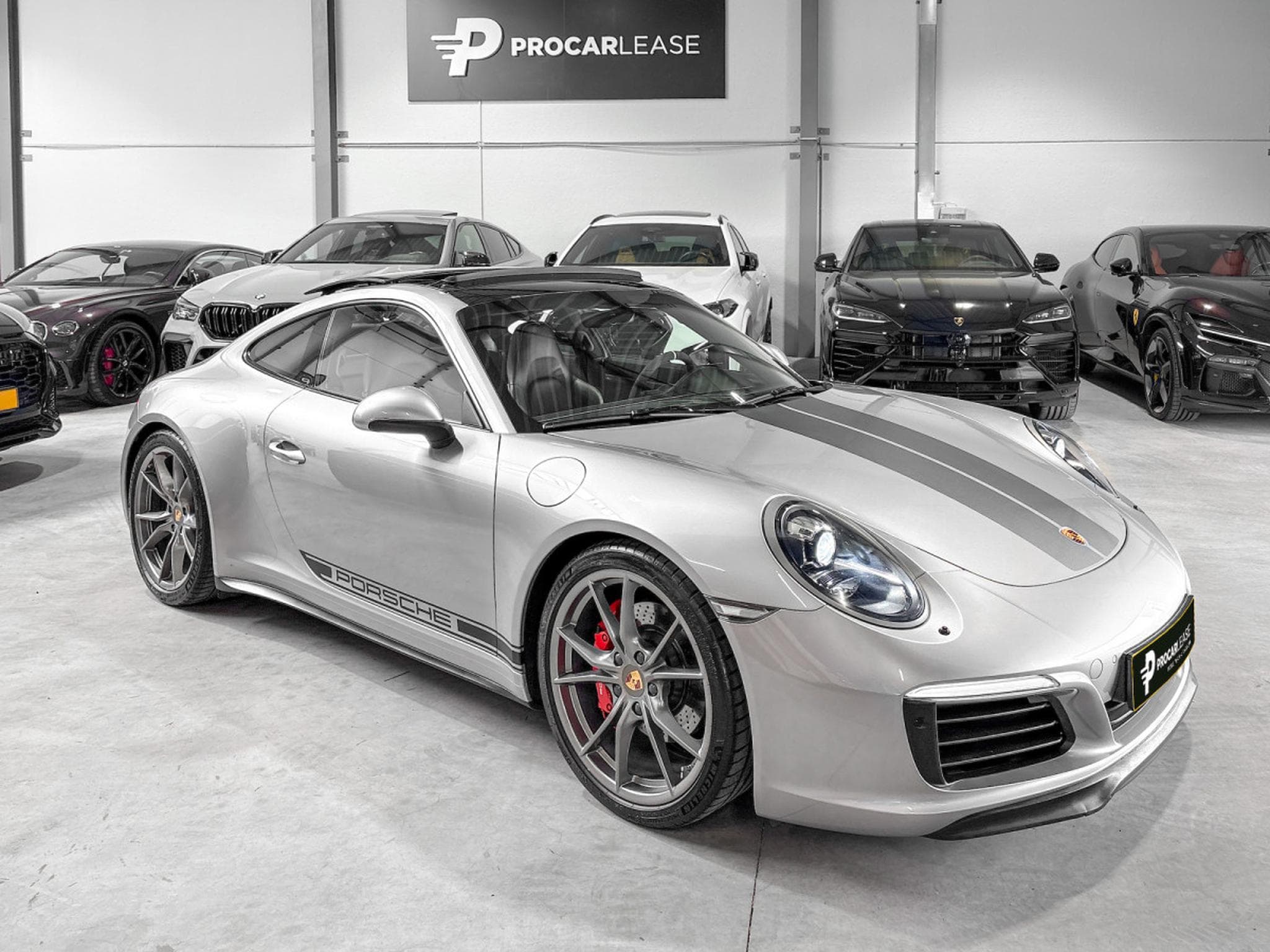 Porsche 911 991.2 CARRERA 4S/ BVM/ TOIT OUVRANT/SIEGES CHAUFFANTS/ ECHAP (2016) - Photo 7