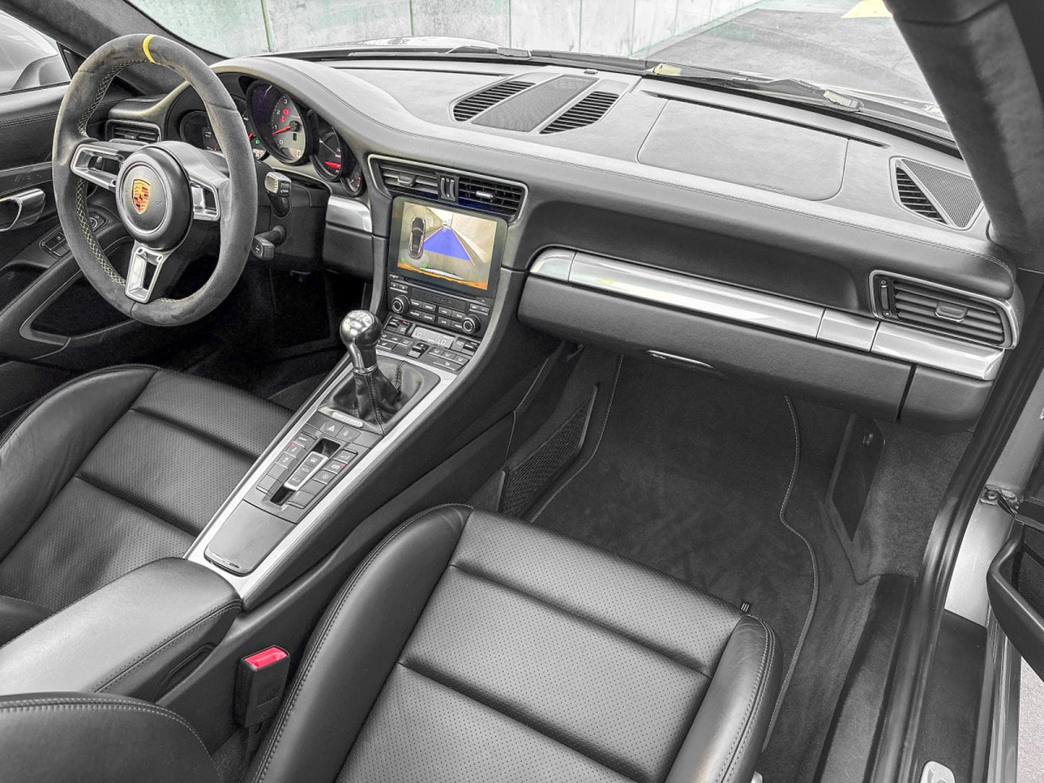 Porsche 911 991.2 CARRERA 4S/ BVM/ TOIT OUVRANT/SIEGES CHAUFFANTS/ ECHAP (2016) - Photo 8