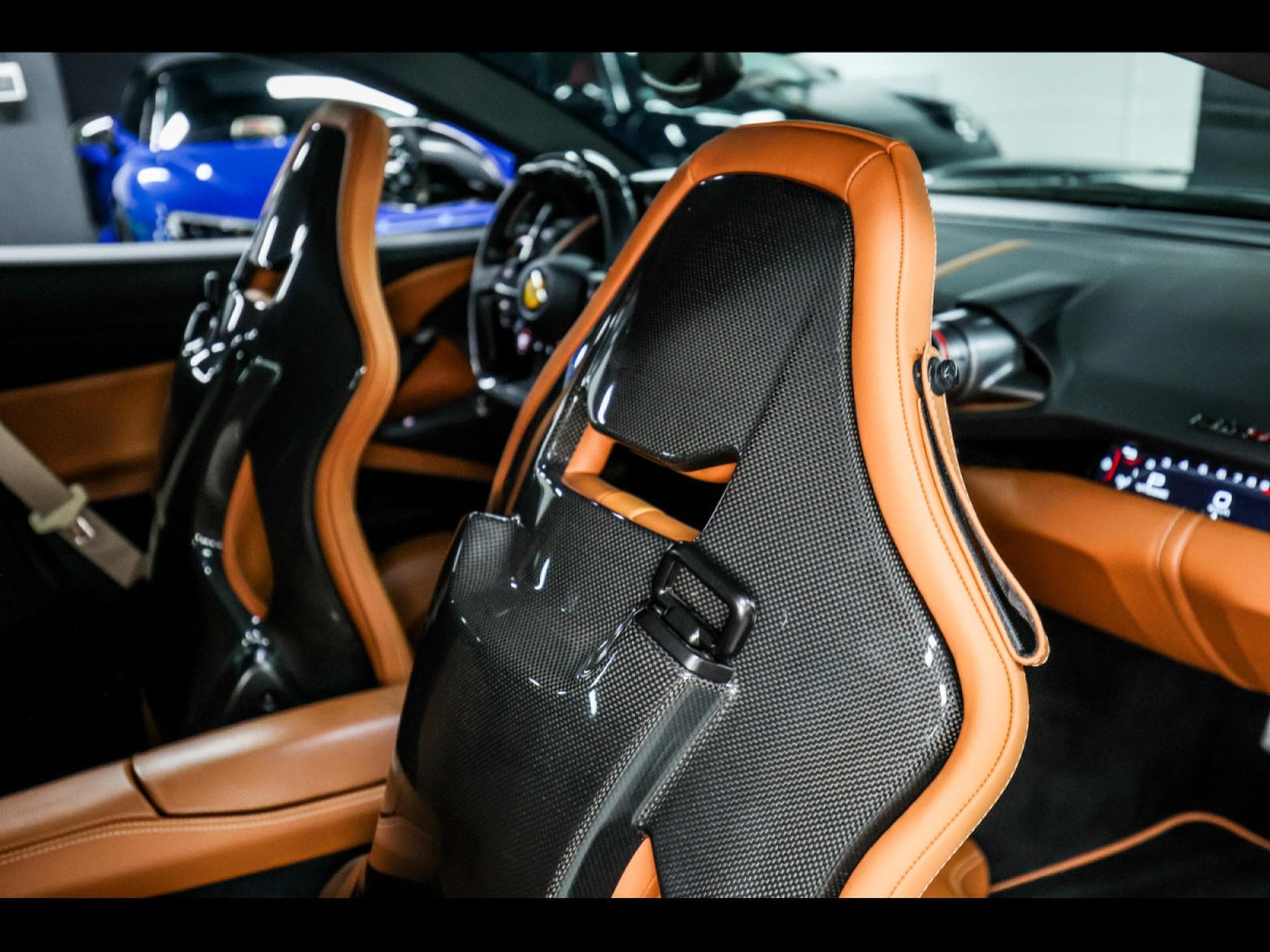 Ferrari 812 Superfast 6.5 V12 – POWER 09/2026 - PPF – GRIGIO SILVERSTONE (2018) - Photo 14