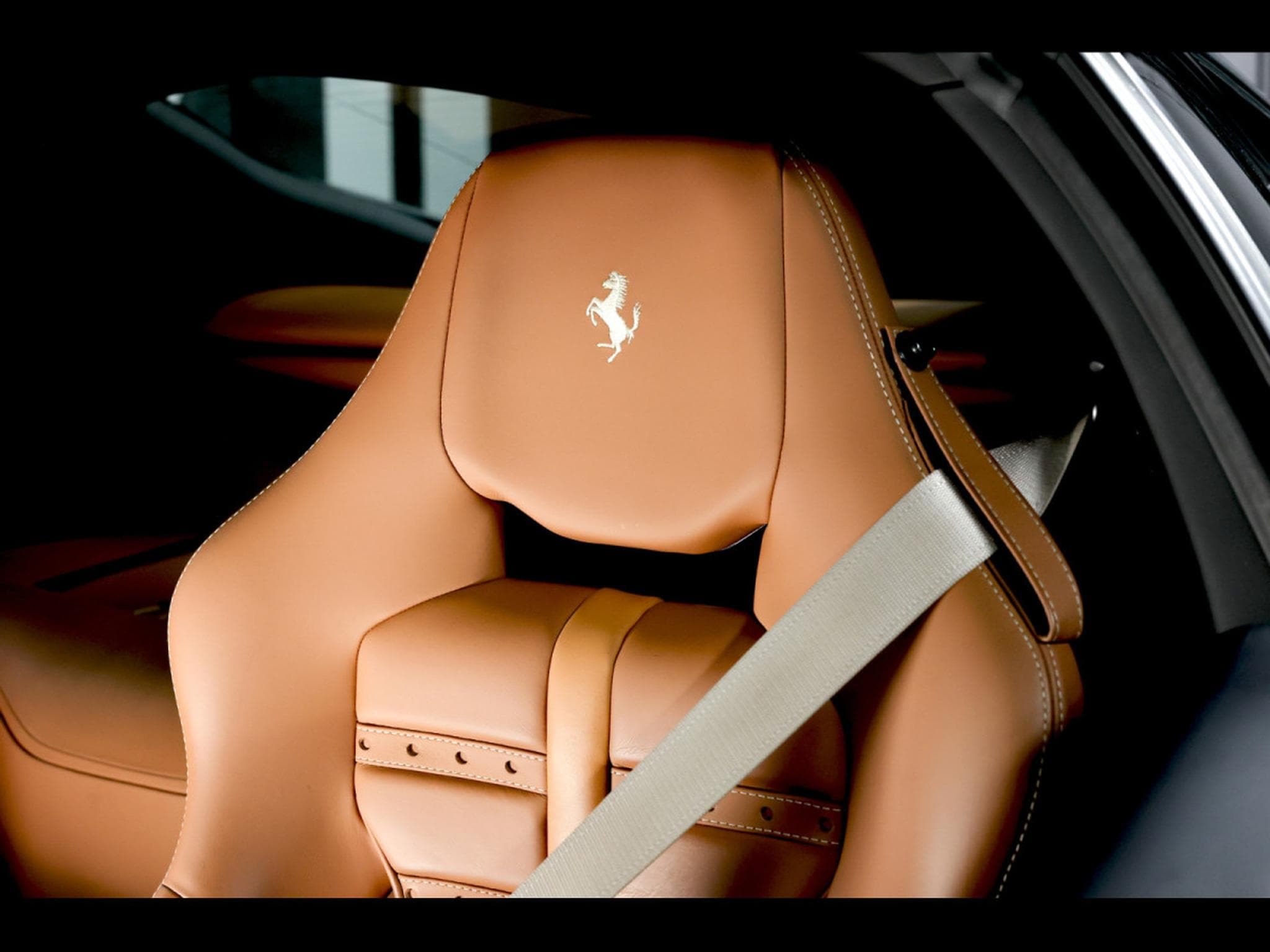 Ferrari 812 Superfast 6.5 V12 – POWER 09/2026 - PPF – GRIGIO SILVERSTONE (2018) - Photo 16