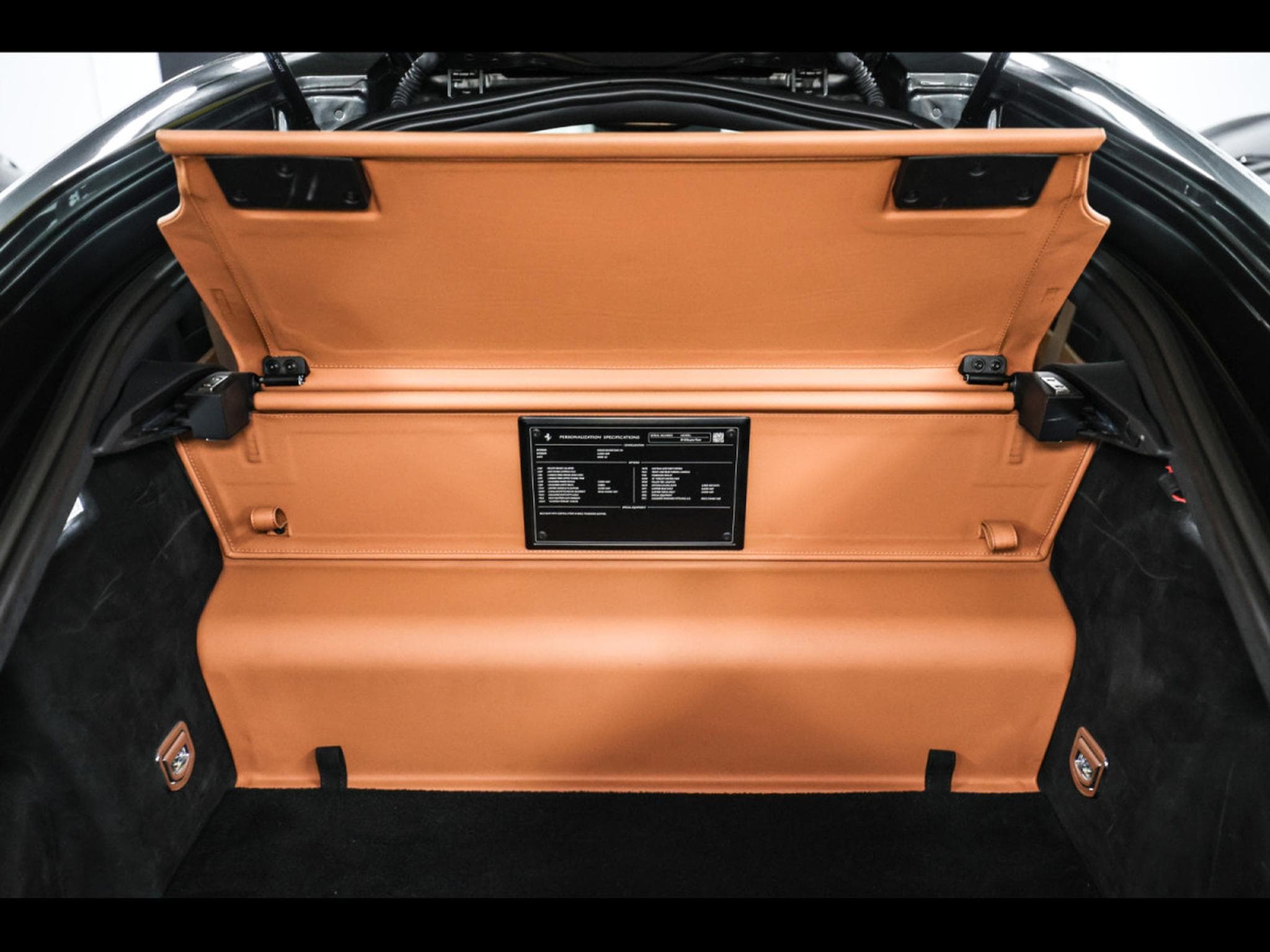 Ferrari 812 Superfast 6.5 V12 – POWER 09/2026 - PPF – GRIGIO SILVERSTONE (2018) - Photo 19