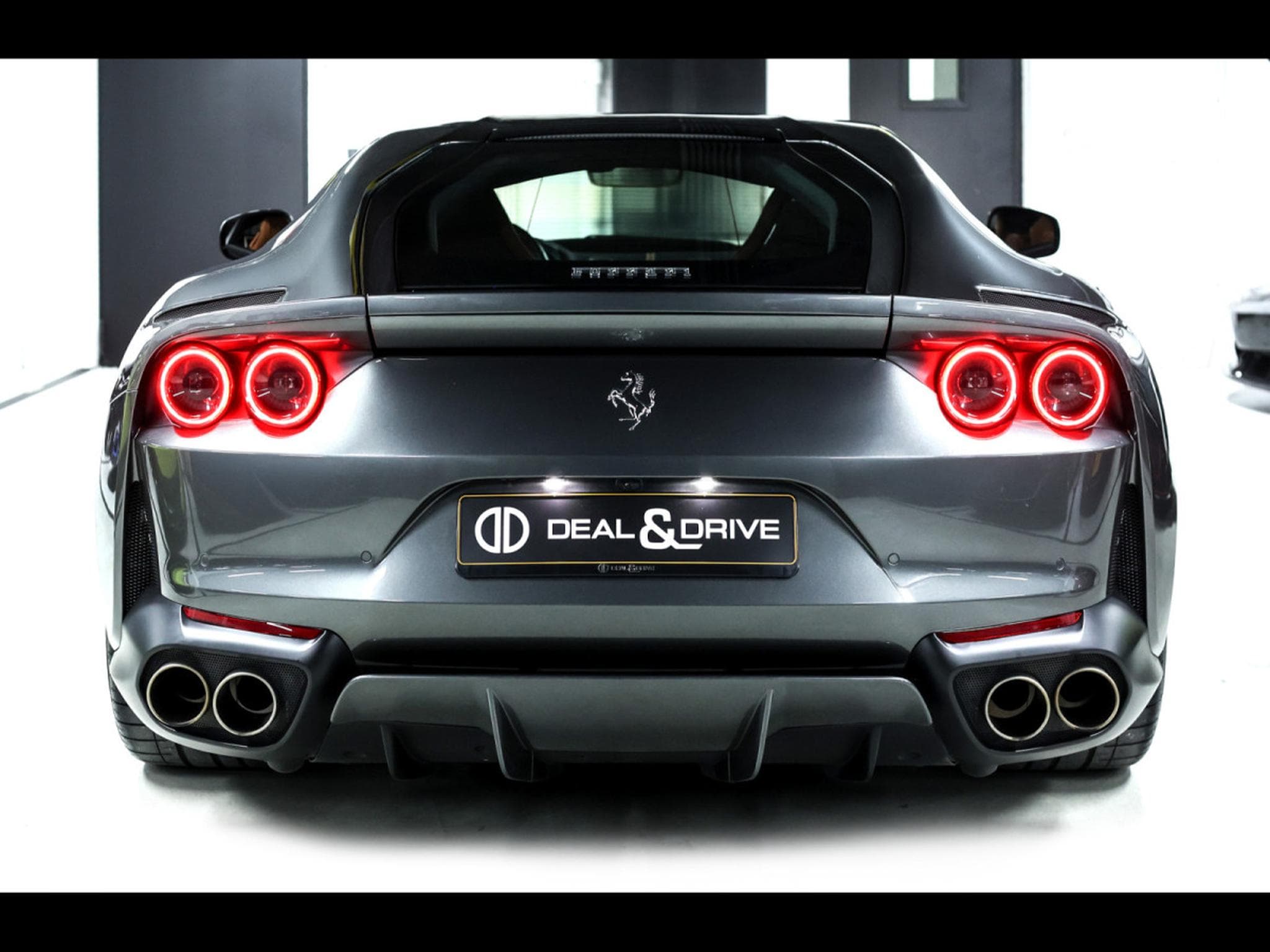 Ferrari 812 Superfast 6.5 V12 – POWER 09/2026 - PPF – GRIGIO SILVERSTONE (2018) - Photo 4