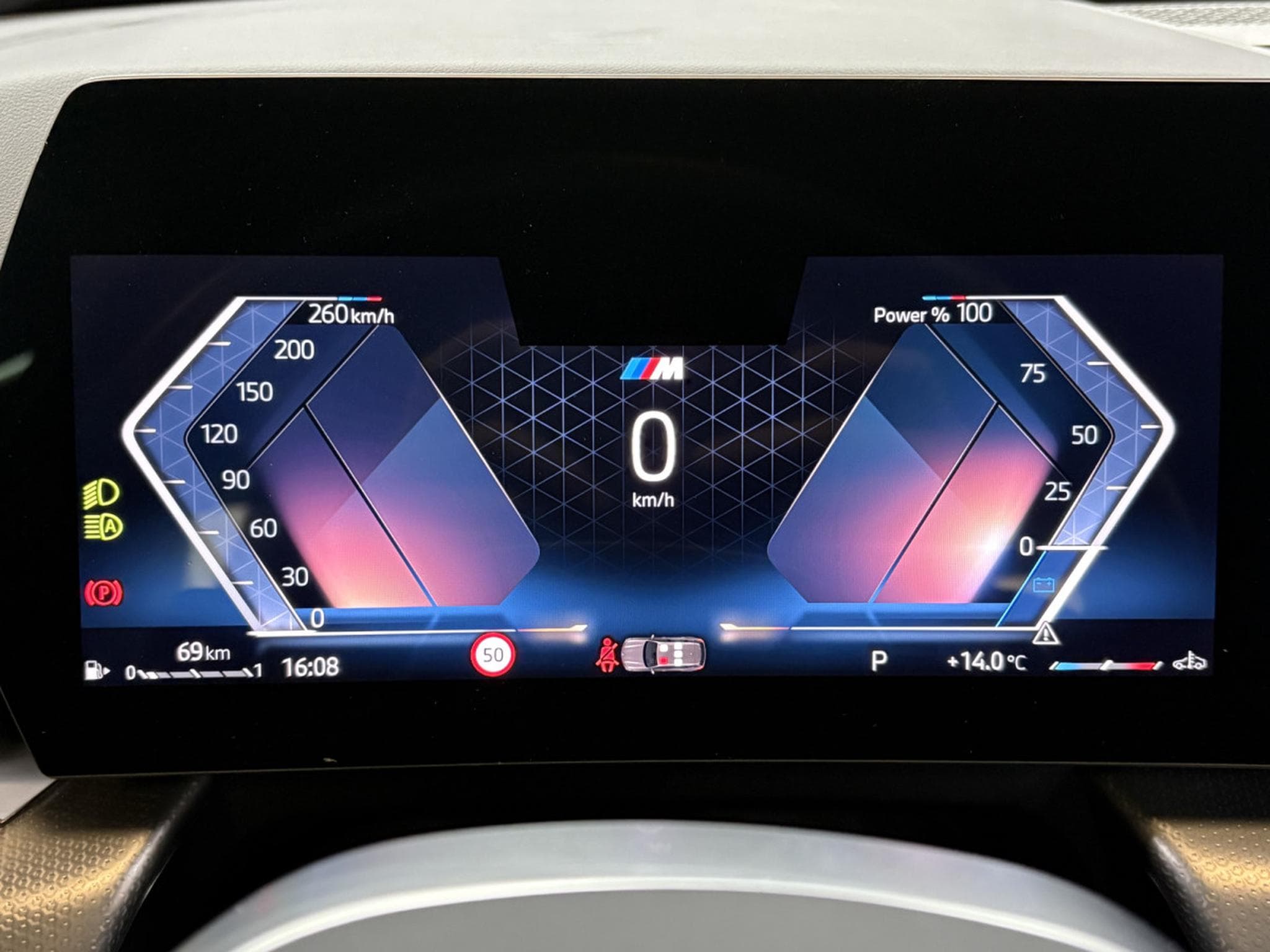 BMW X1 18i sDrive 136 CV M-Sport * Hayon * Caméra * Sièges chauffan (2025) - Photo 10