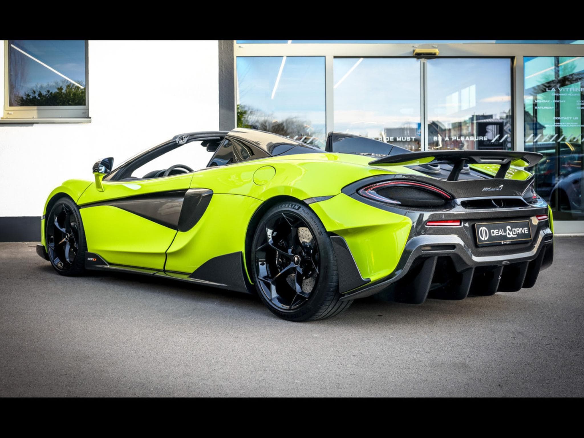 McLaren 600LT SPIDER 3.8 V8 600 – PPF - LIME GREEN ELITE PAINT (2020) - Foto 3