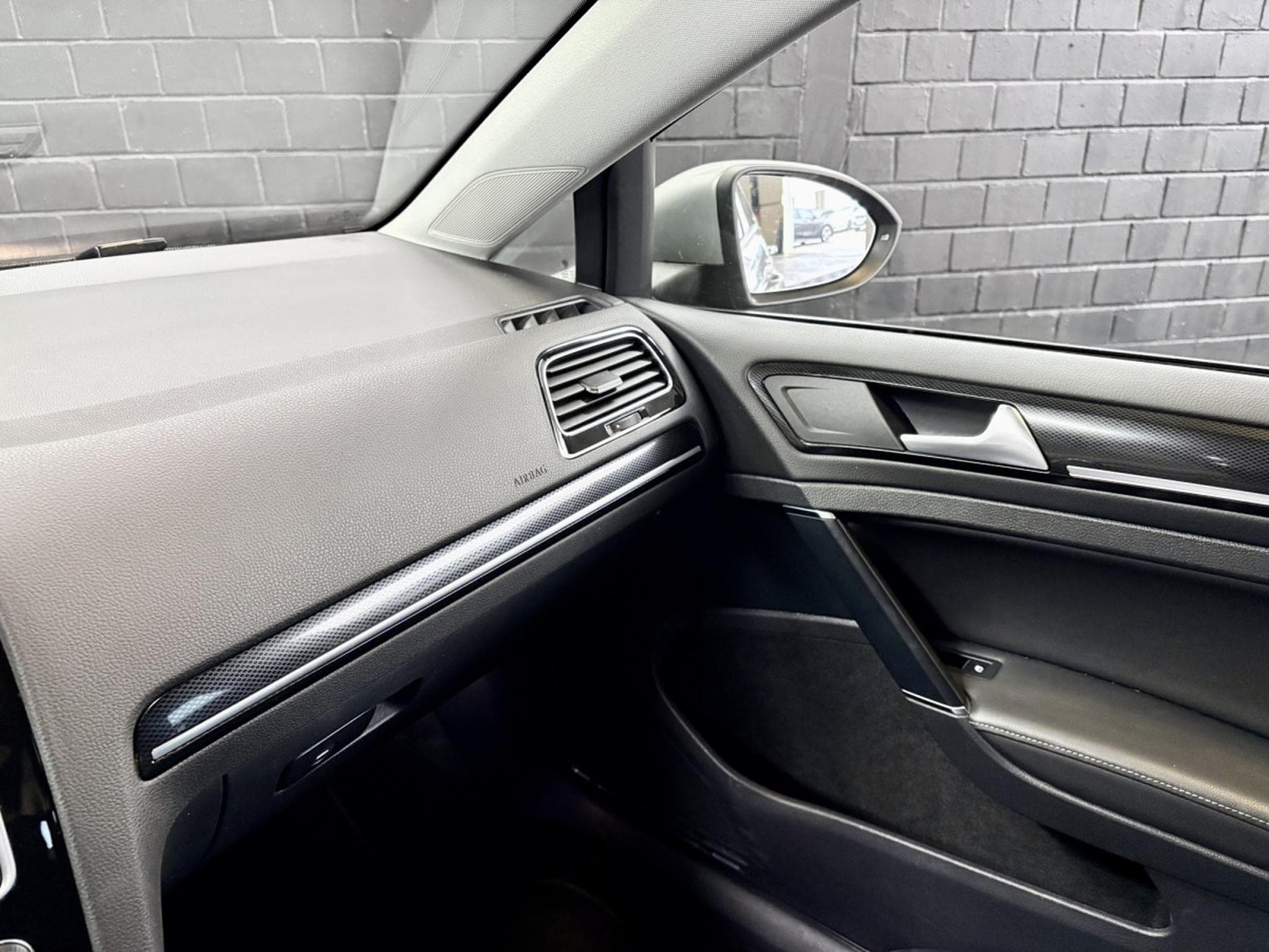 VW Golf 2.0 TDI Highline *ACC* Caméra* Sièges Chauff* Cuir* (2015) - Foto 18